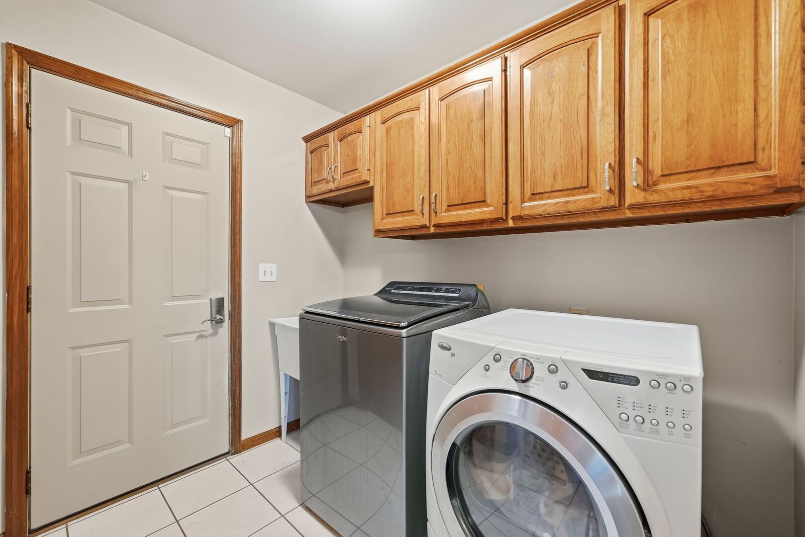 8 Woodside Avenue