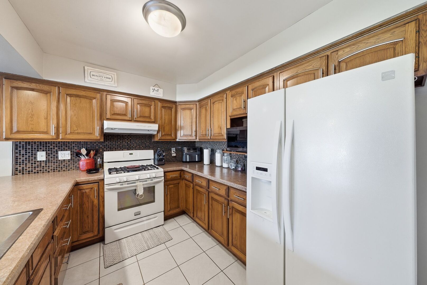 8 Woodside Avenue