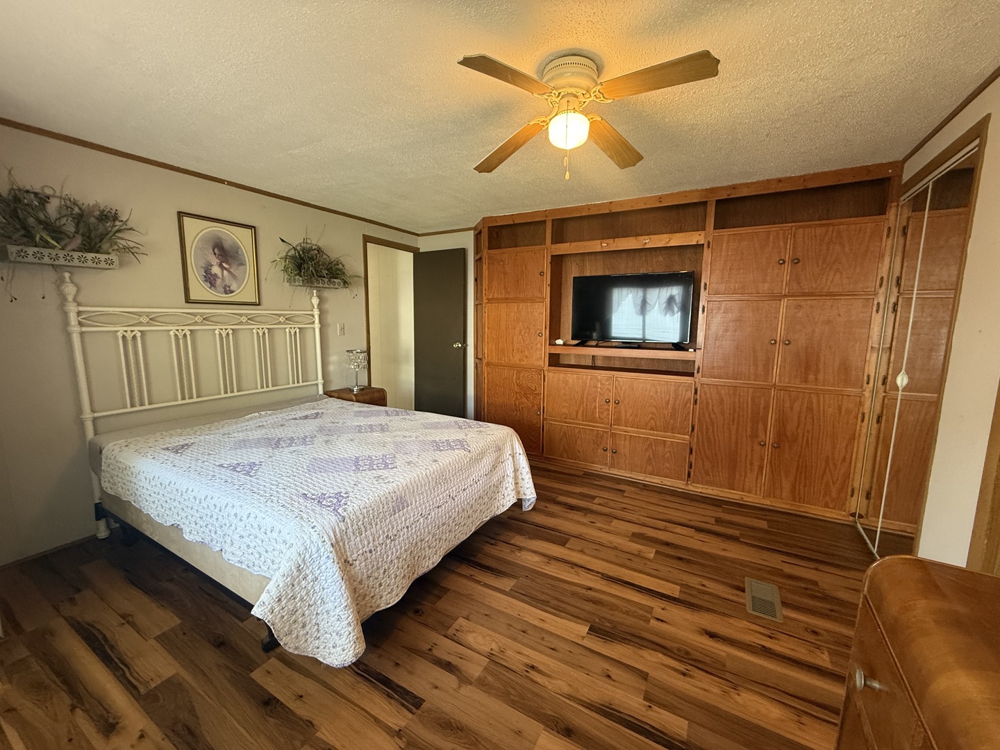525 Moorfield Road