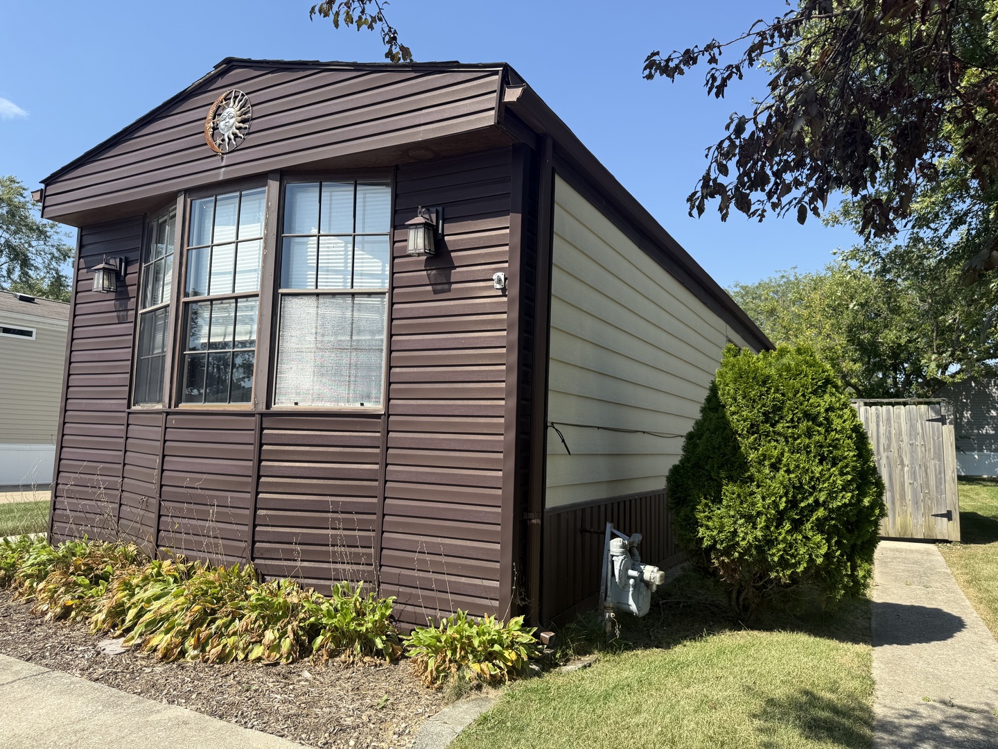 525 Moorfield Road