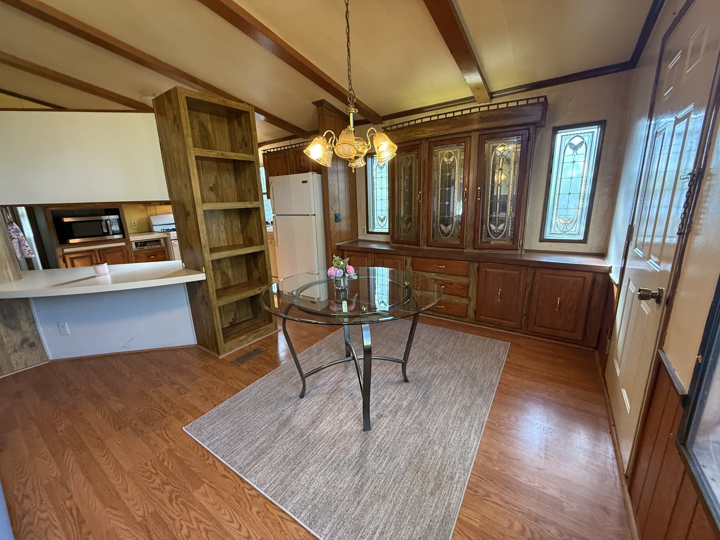 557 Huntsbridge Road