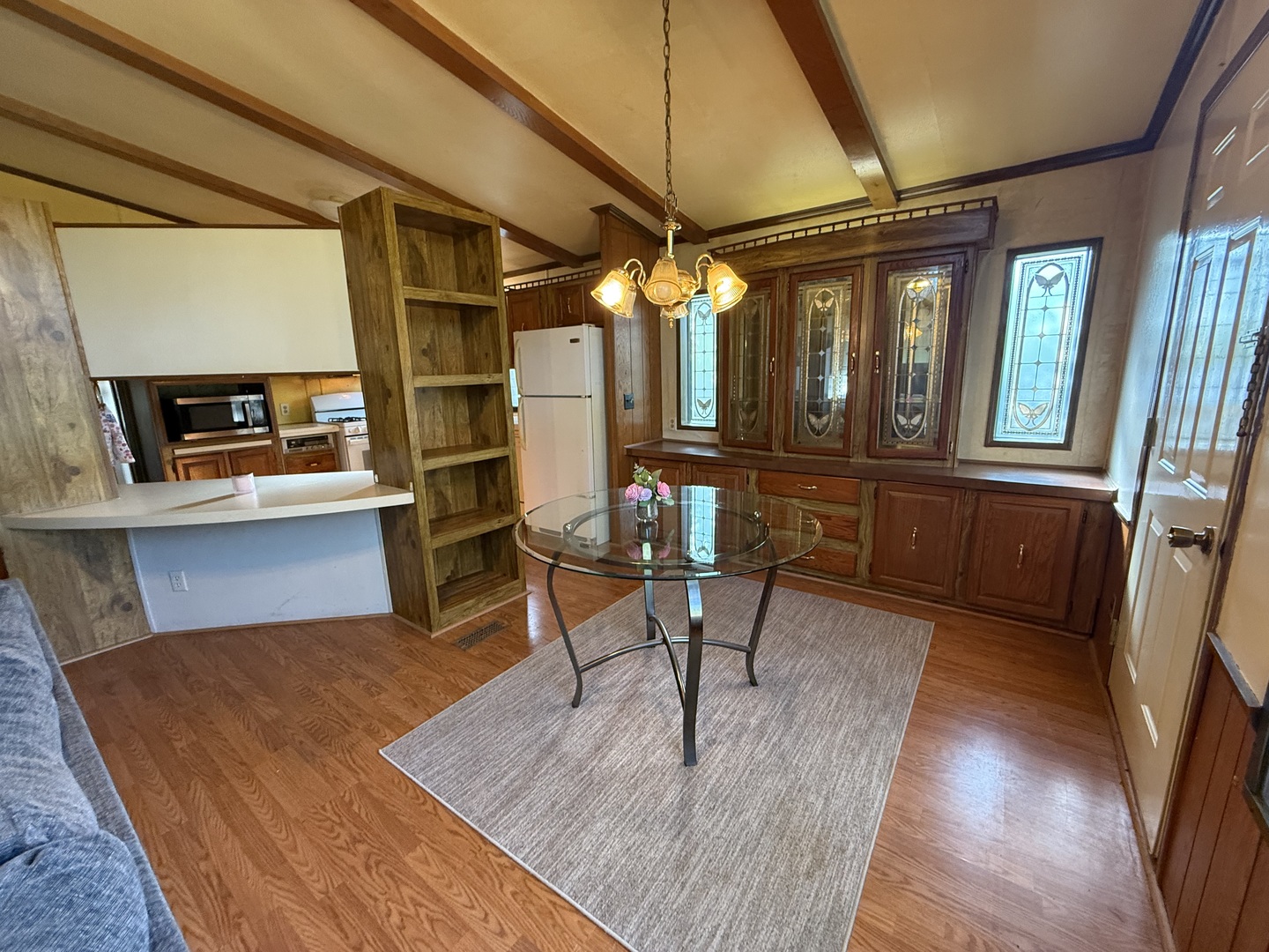 557 Huntsbridge Road