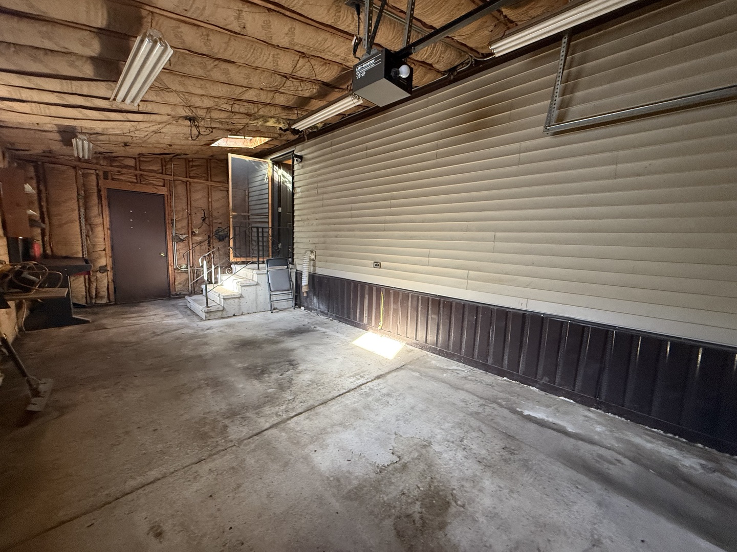 557 Huntsbridge Road