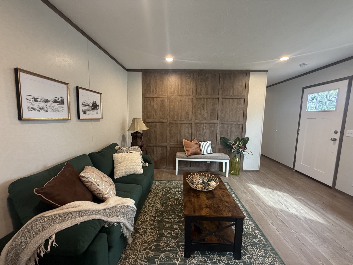 13 Hearthside Road