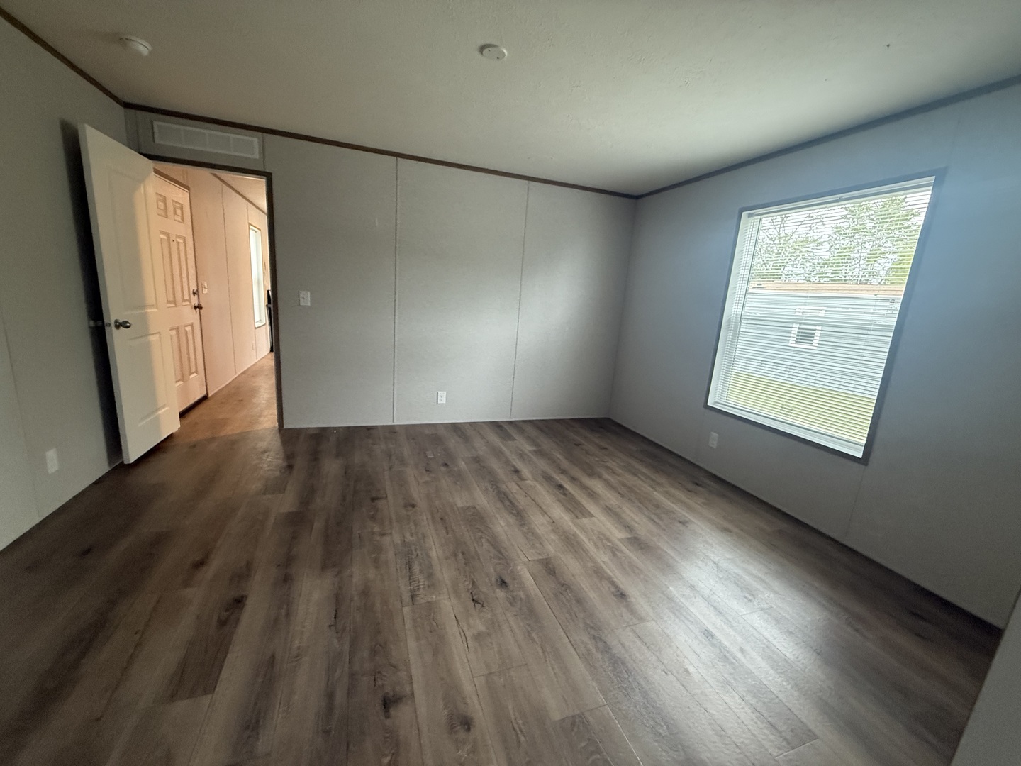 75 Candlegate Circle