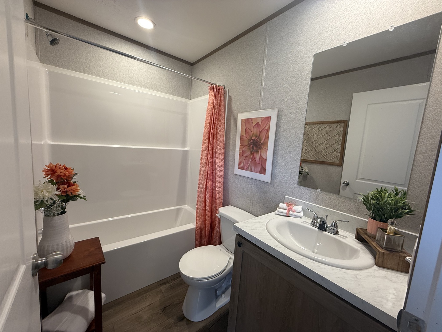 75 Candlegate Circle