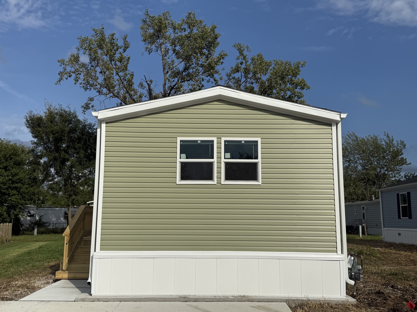 182 Windmere Circle