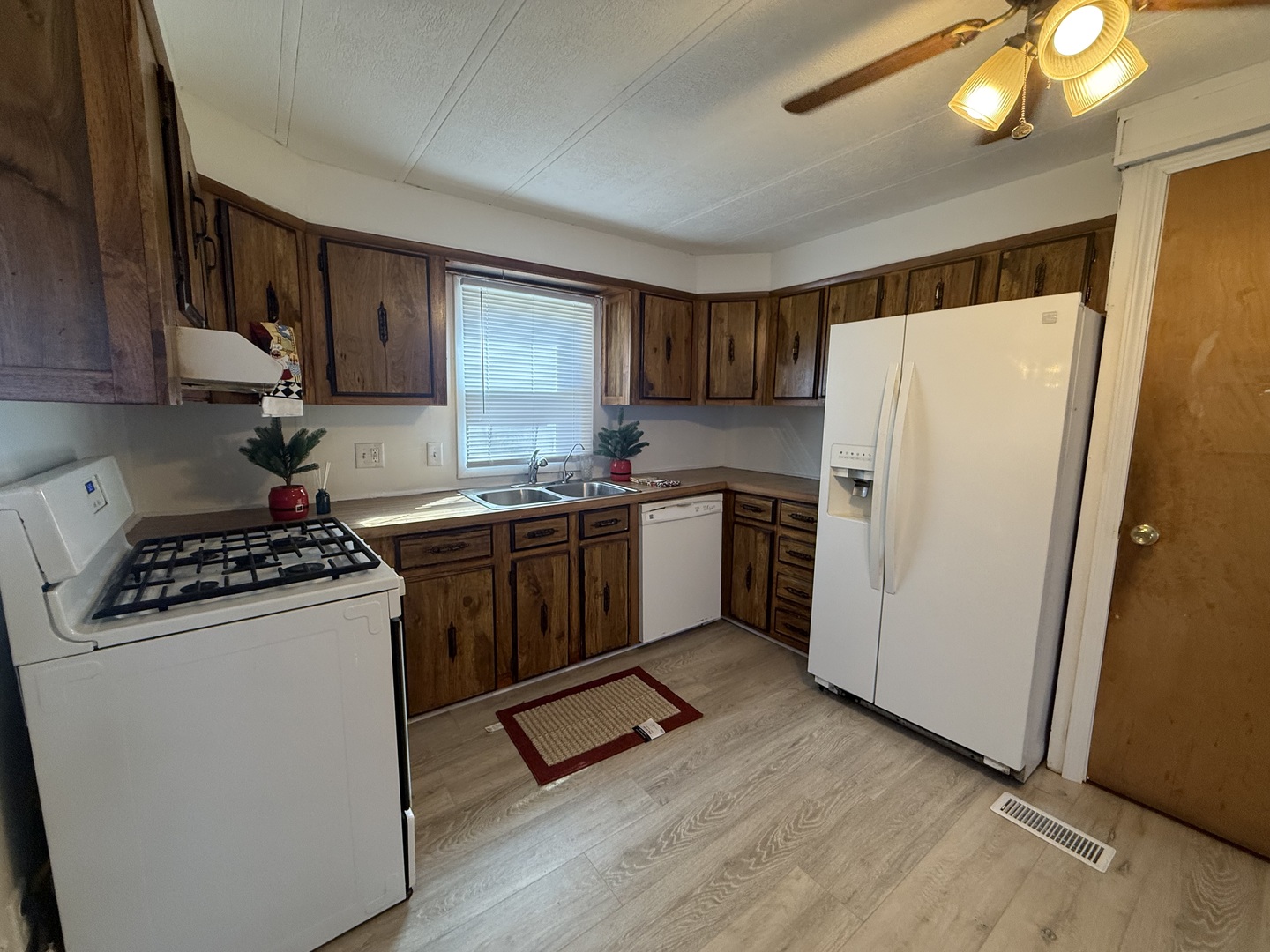 227 Blackthorn Road