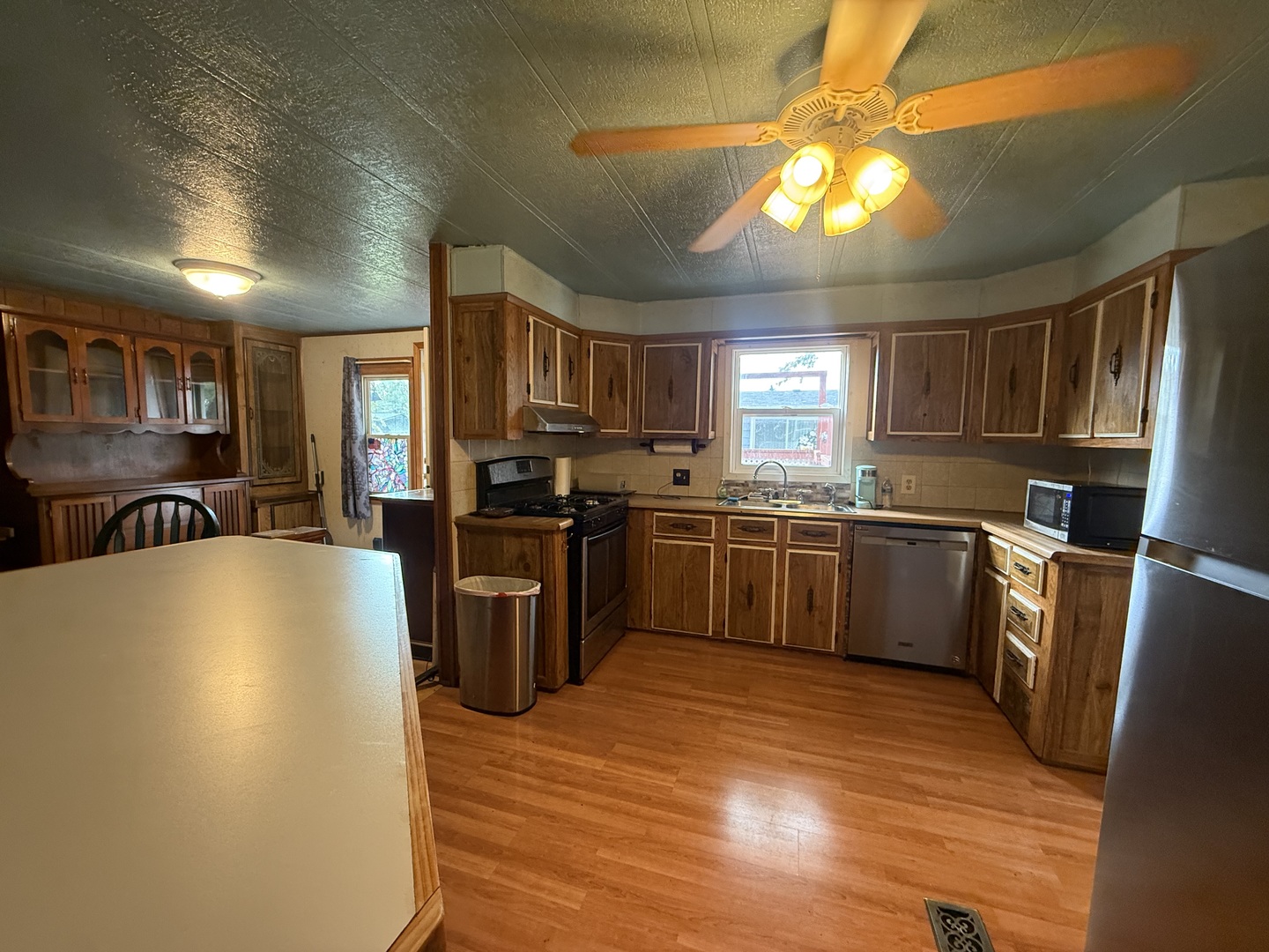 280 Blackthorn Road