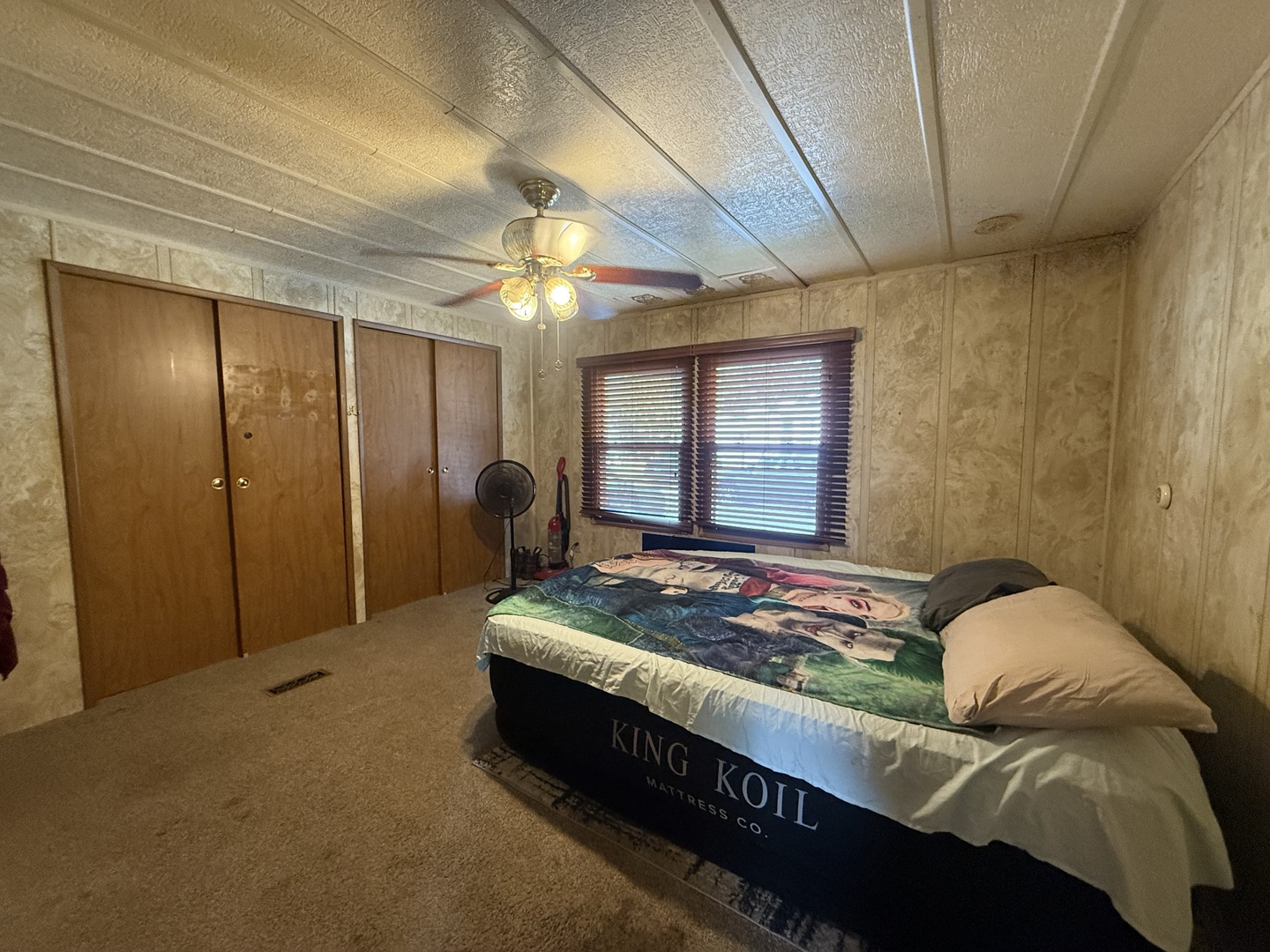 280 Blackthorn Road