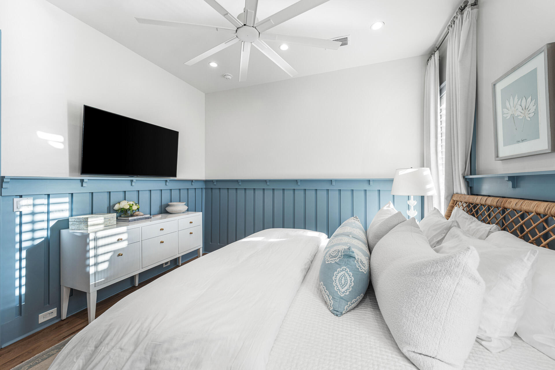 605 Western Lake Drive