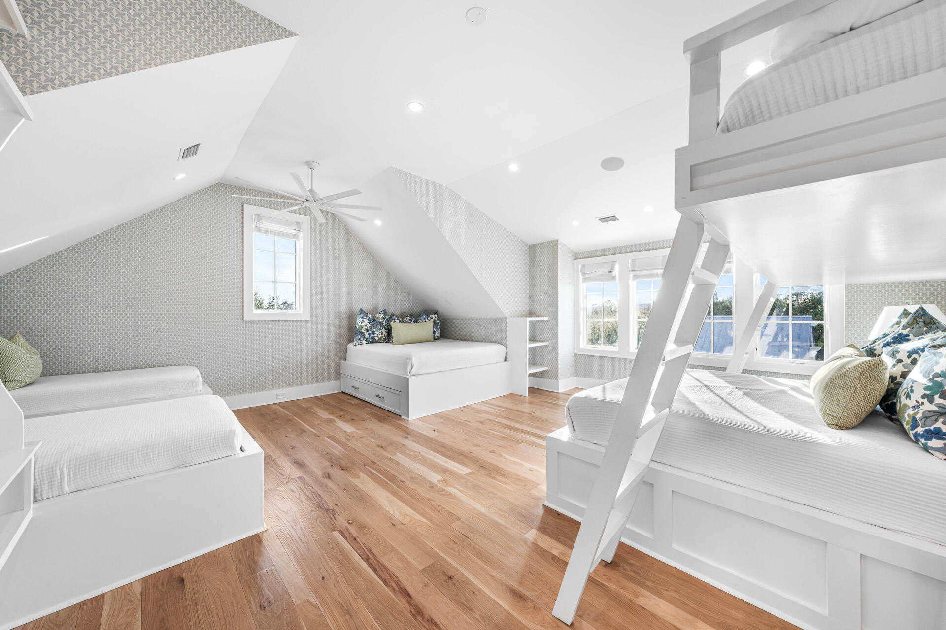 605 Western Lake Drive