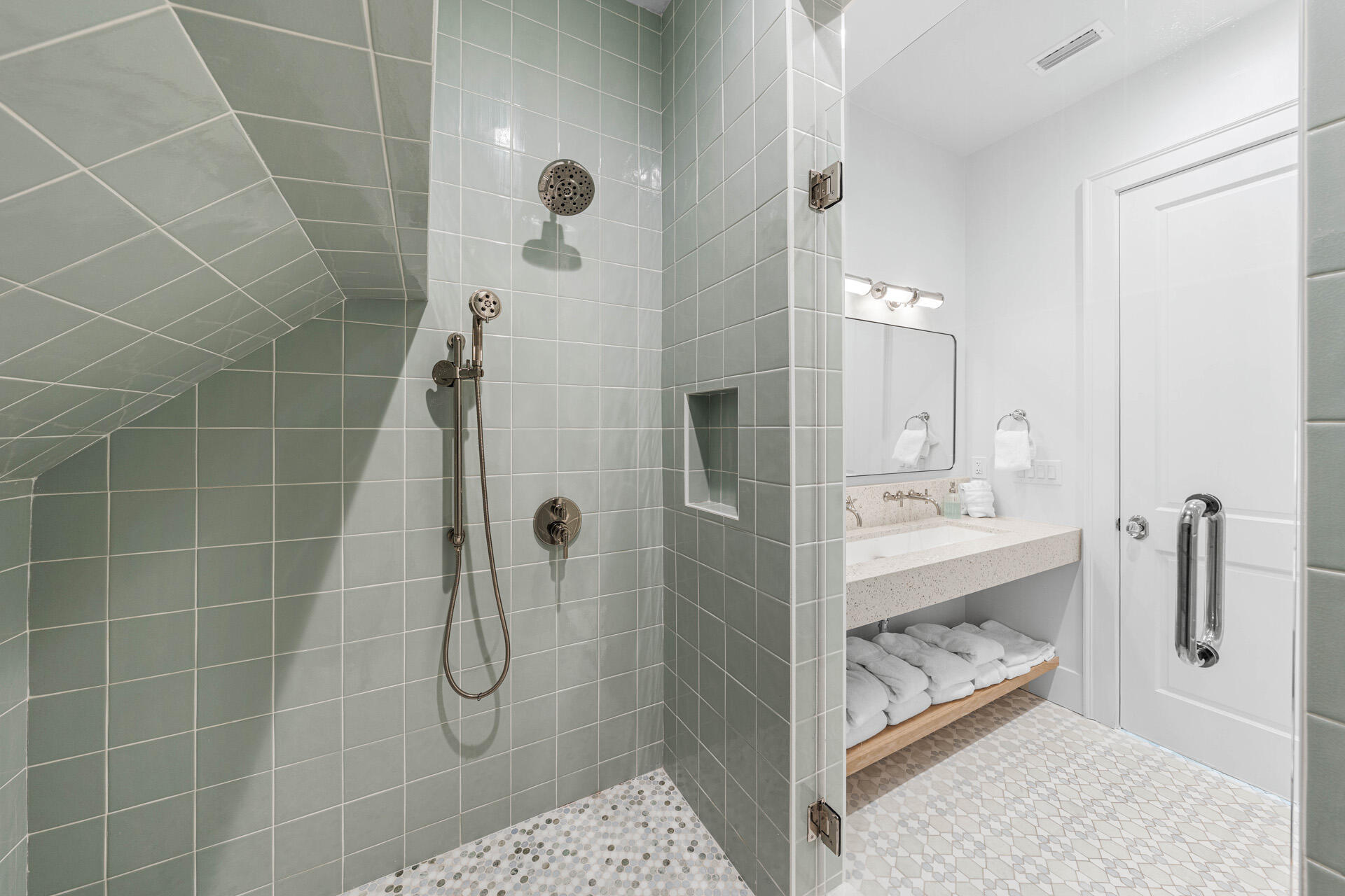 605 Western Lake Drive