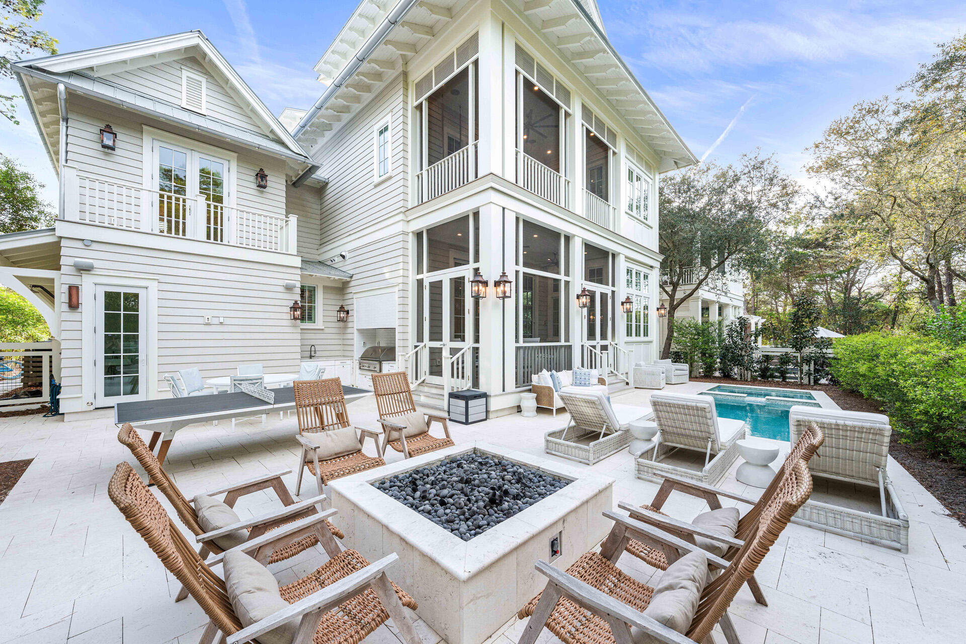 605 Western Lake Drive