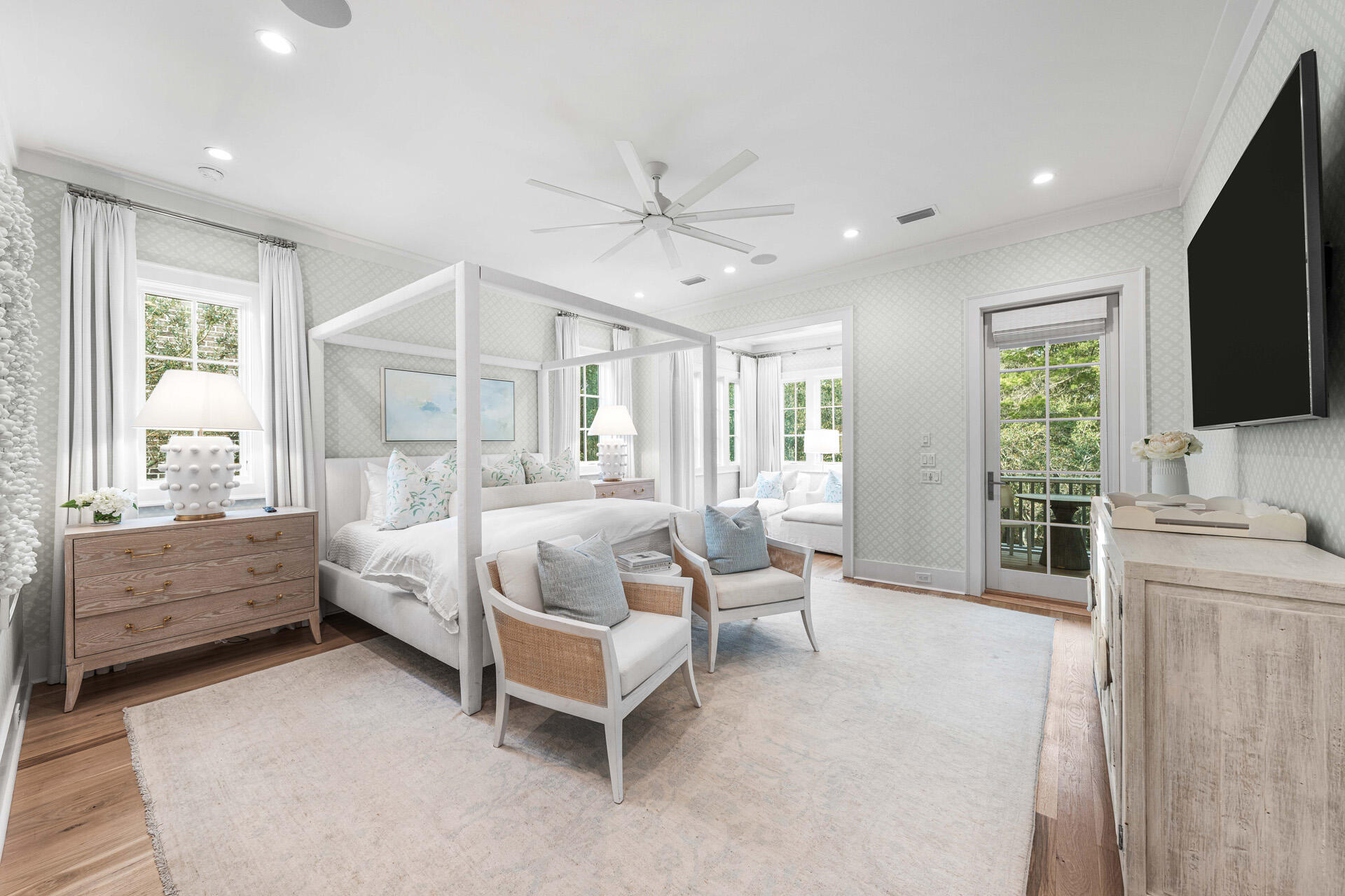 605 Western Lake Drive