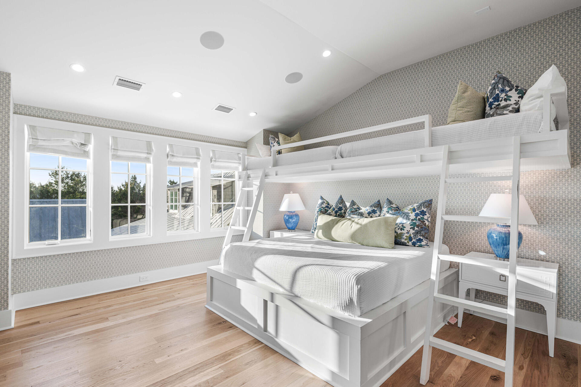 605 Western Lake Drive