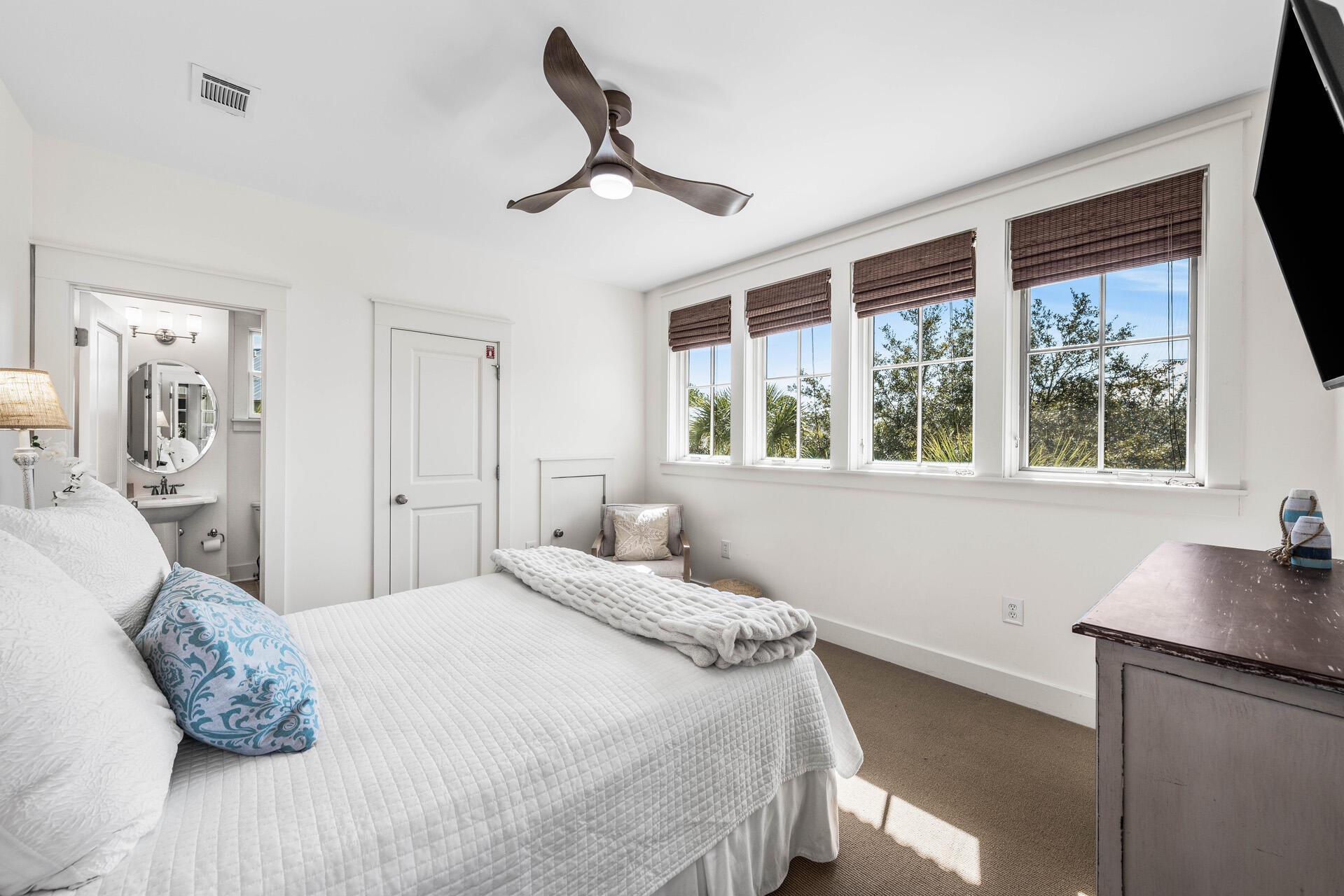 148 Cypress Walk