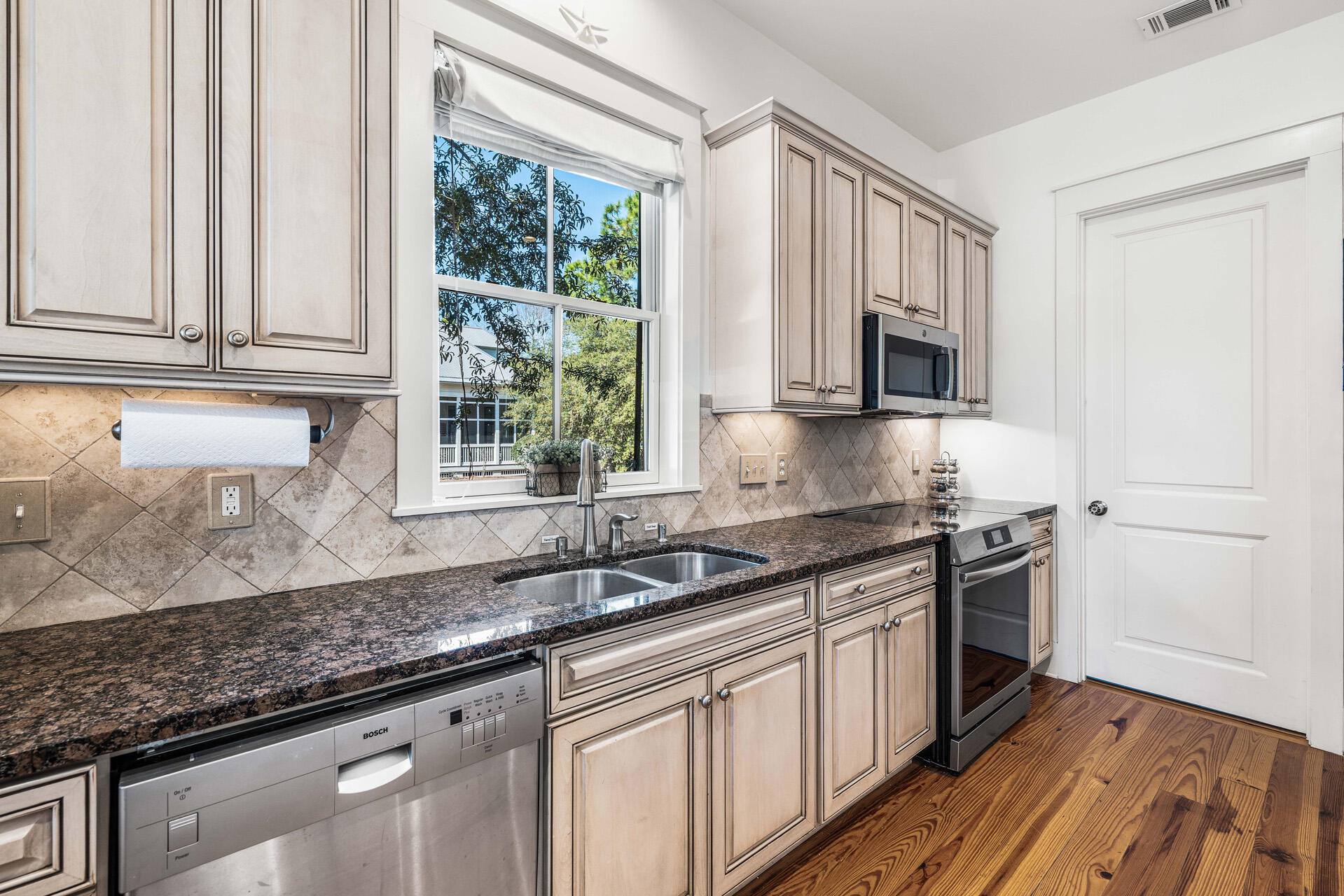 148 Cypress Walk