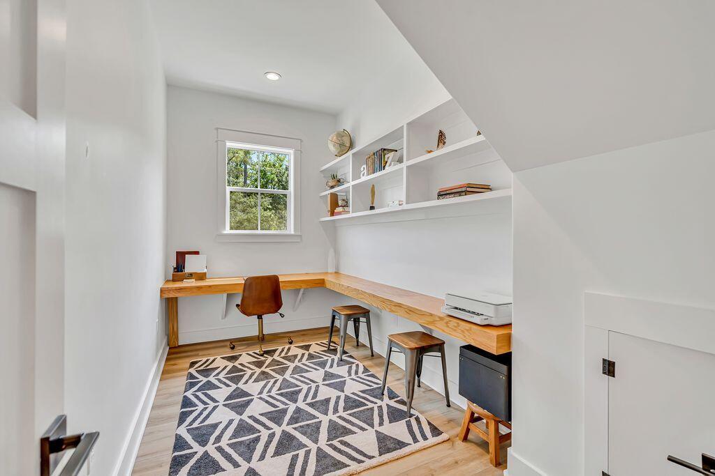 51 Seclusion Way