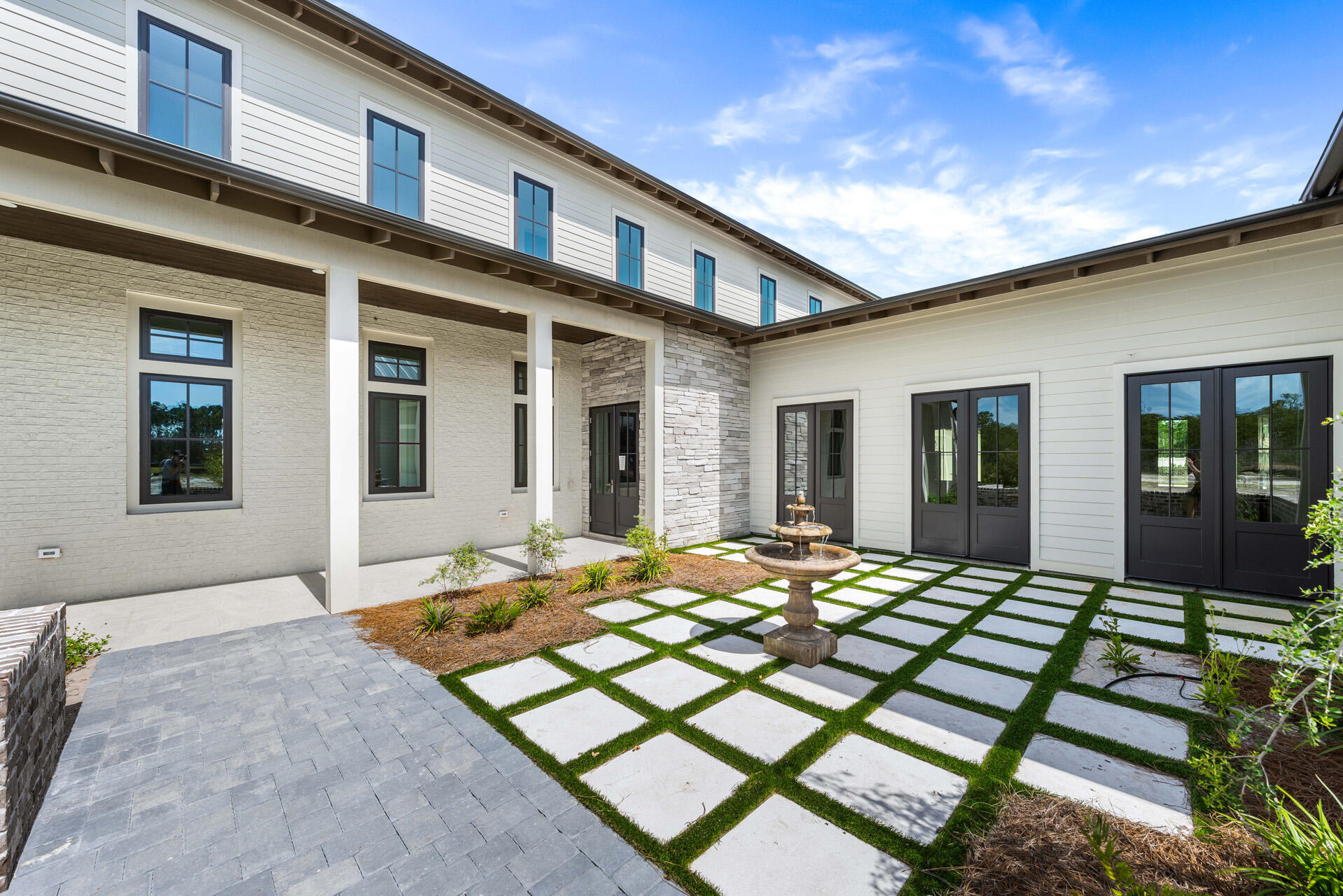 36 Sandcord Drive