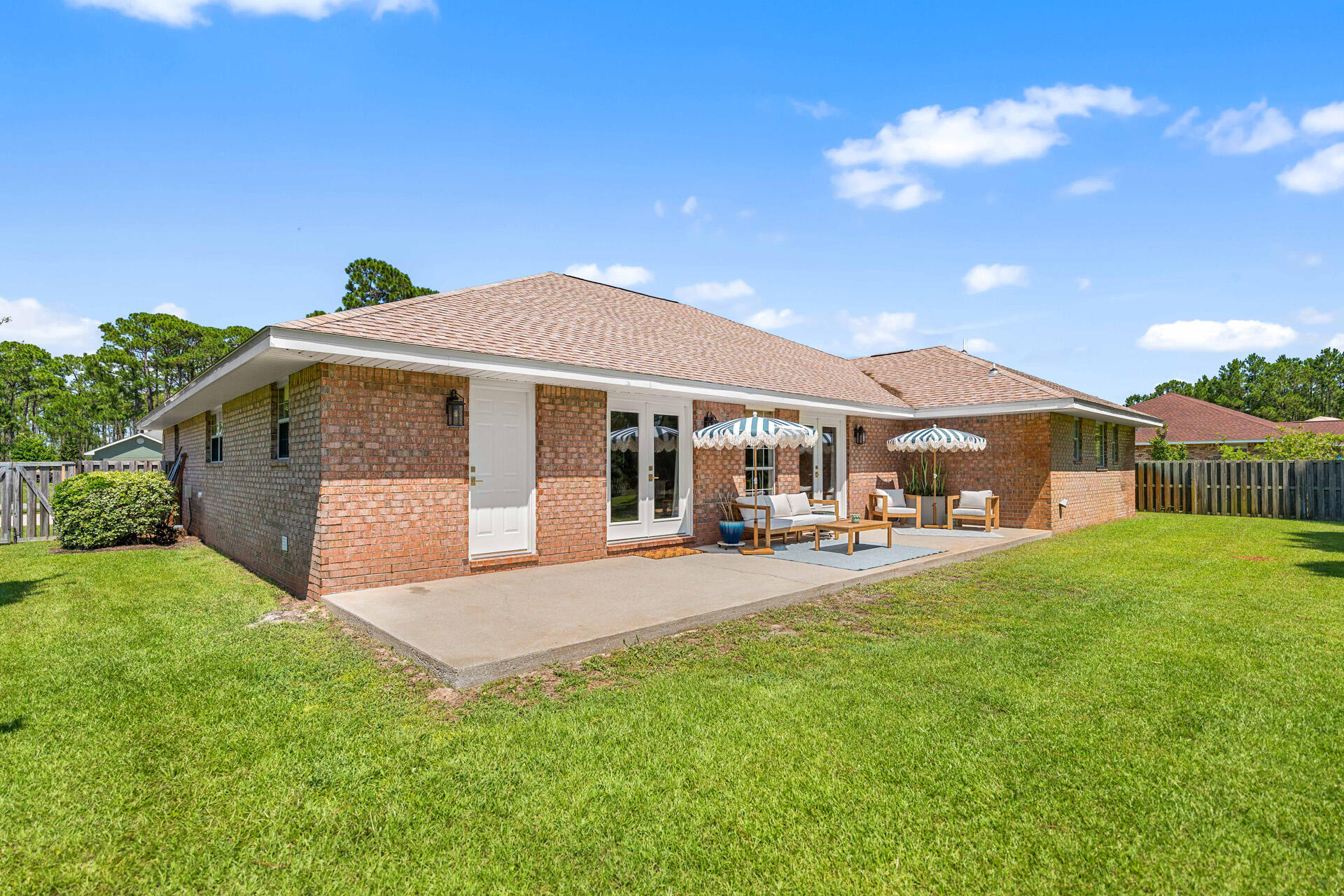 565 E Shipwreck Road