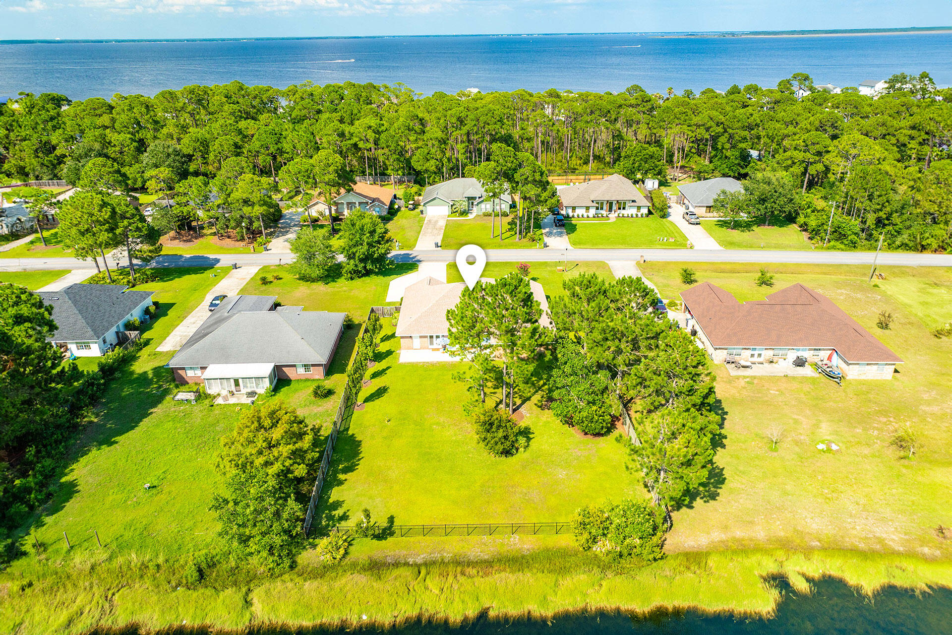 565 E Shipwreck Road
