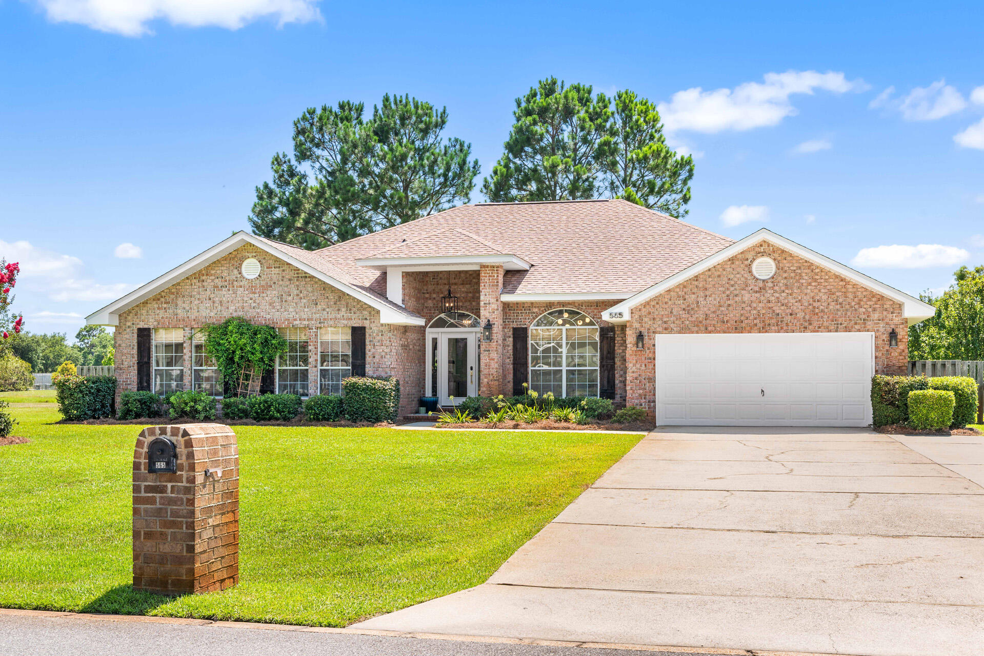 565 E Shipwreck Road