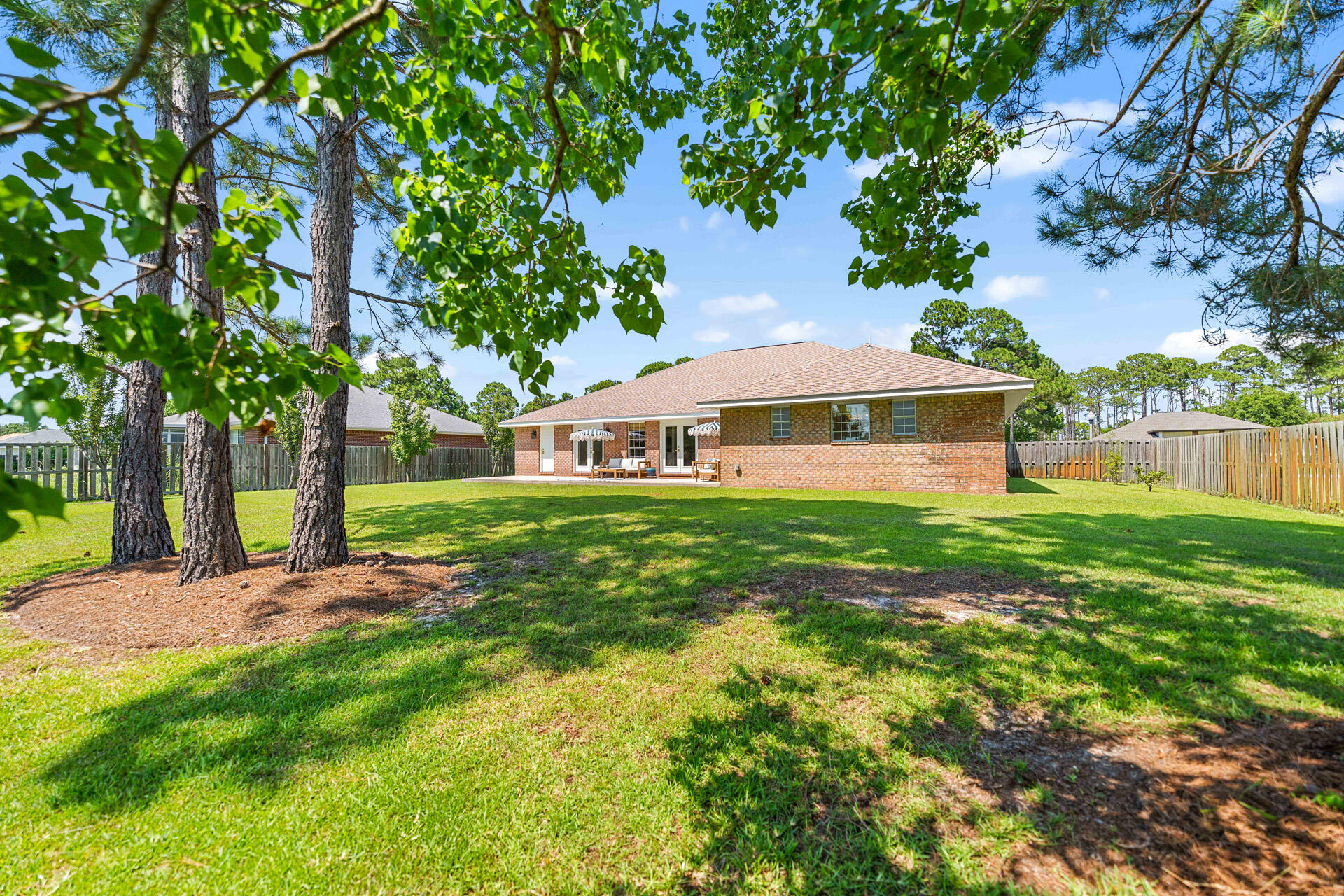 565 E Shipwreck Road