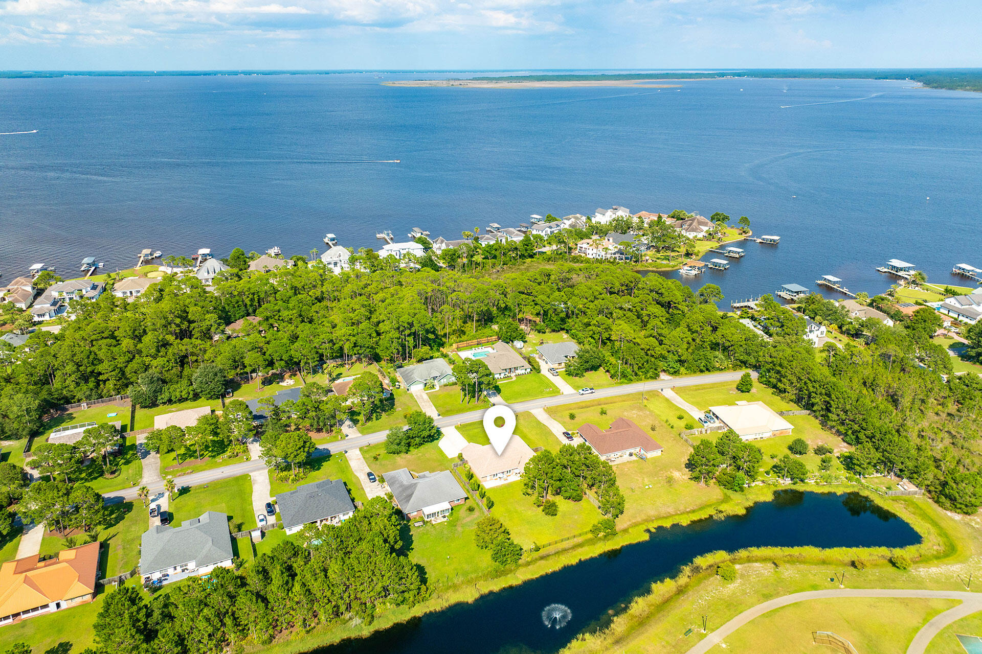 565 E Shipwreck Road