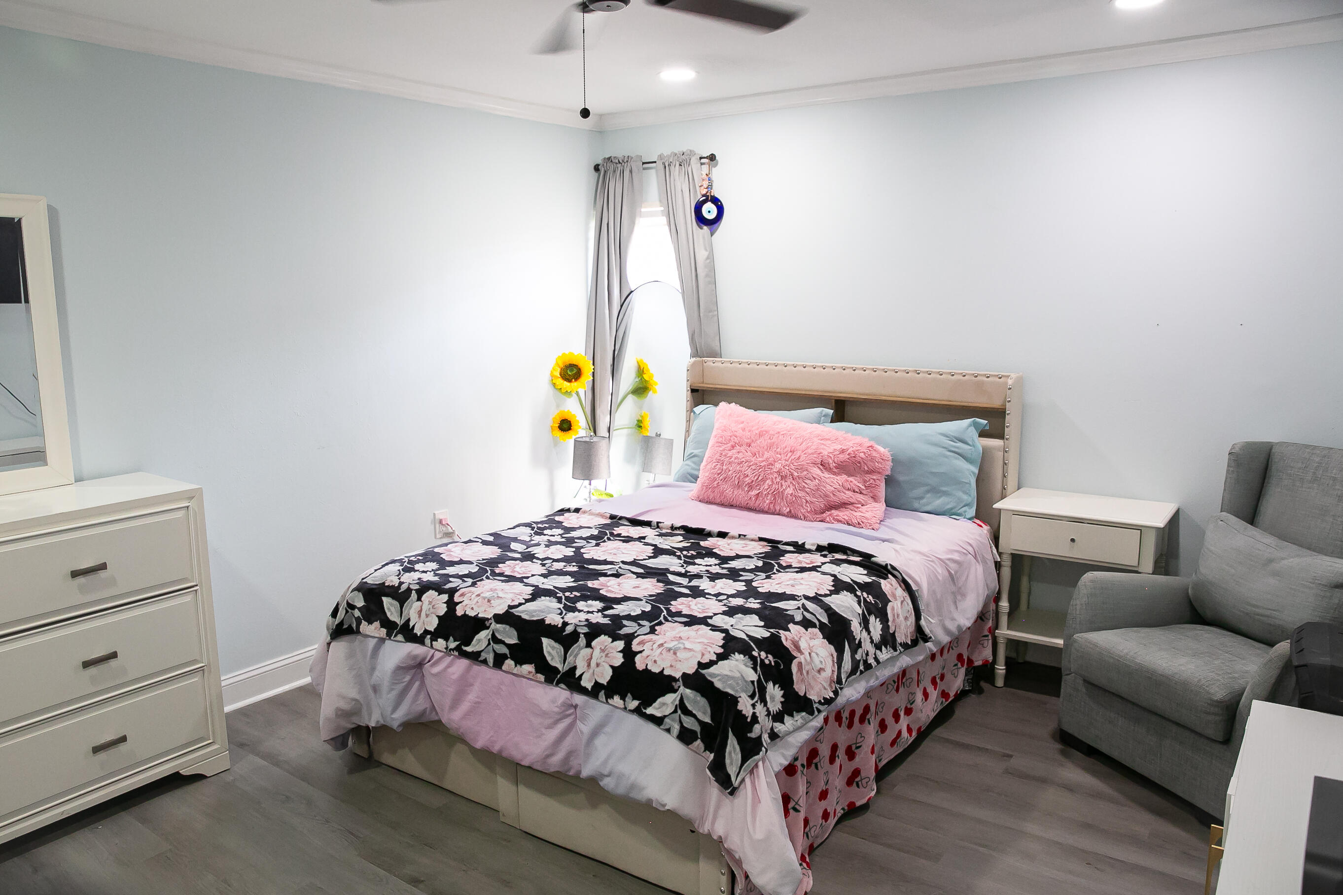 401 NW Marshall Court 7