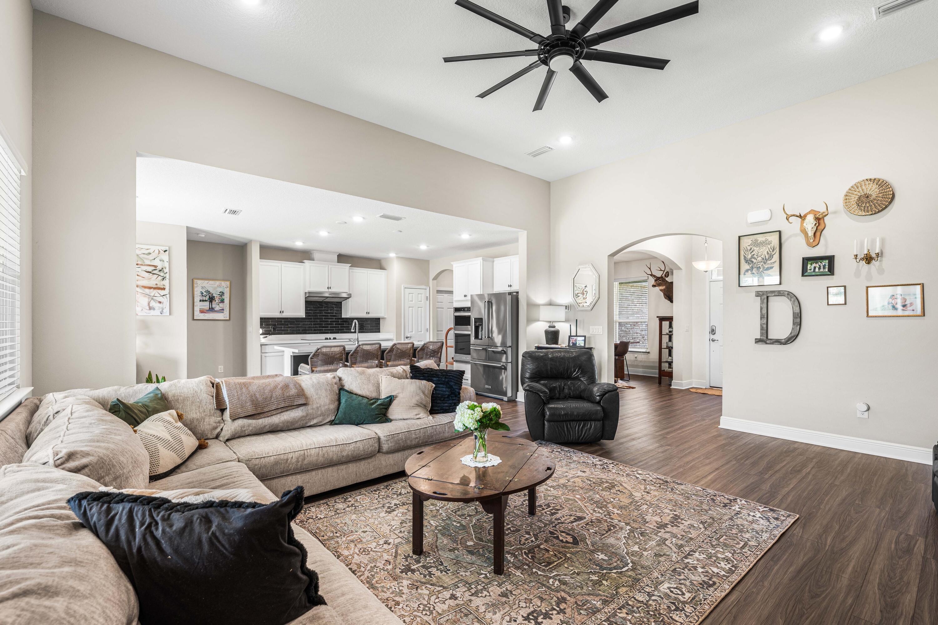 909 Brushed Dunes Circle