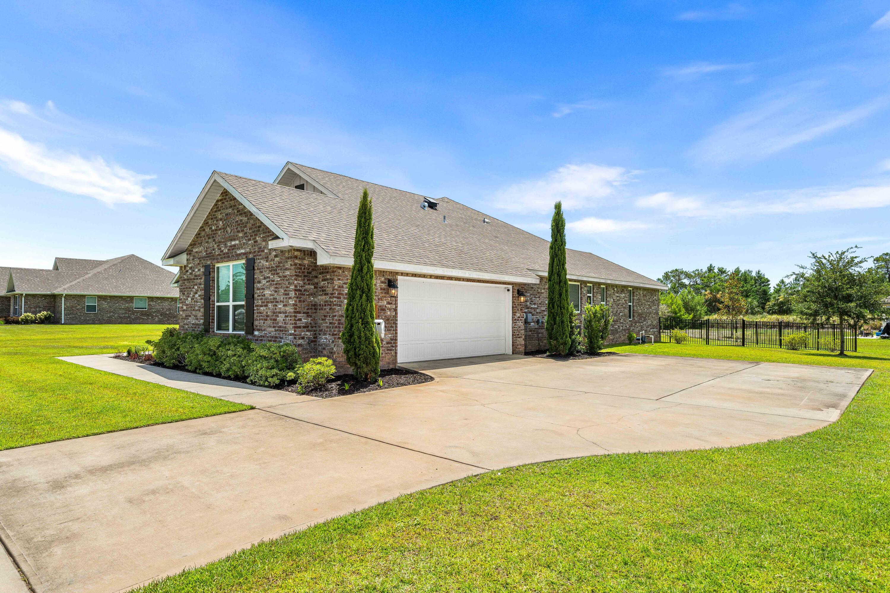 909 Brushed Dunes Circle