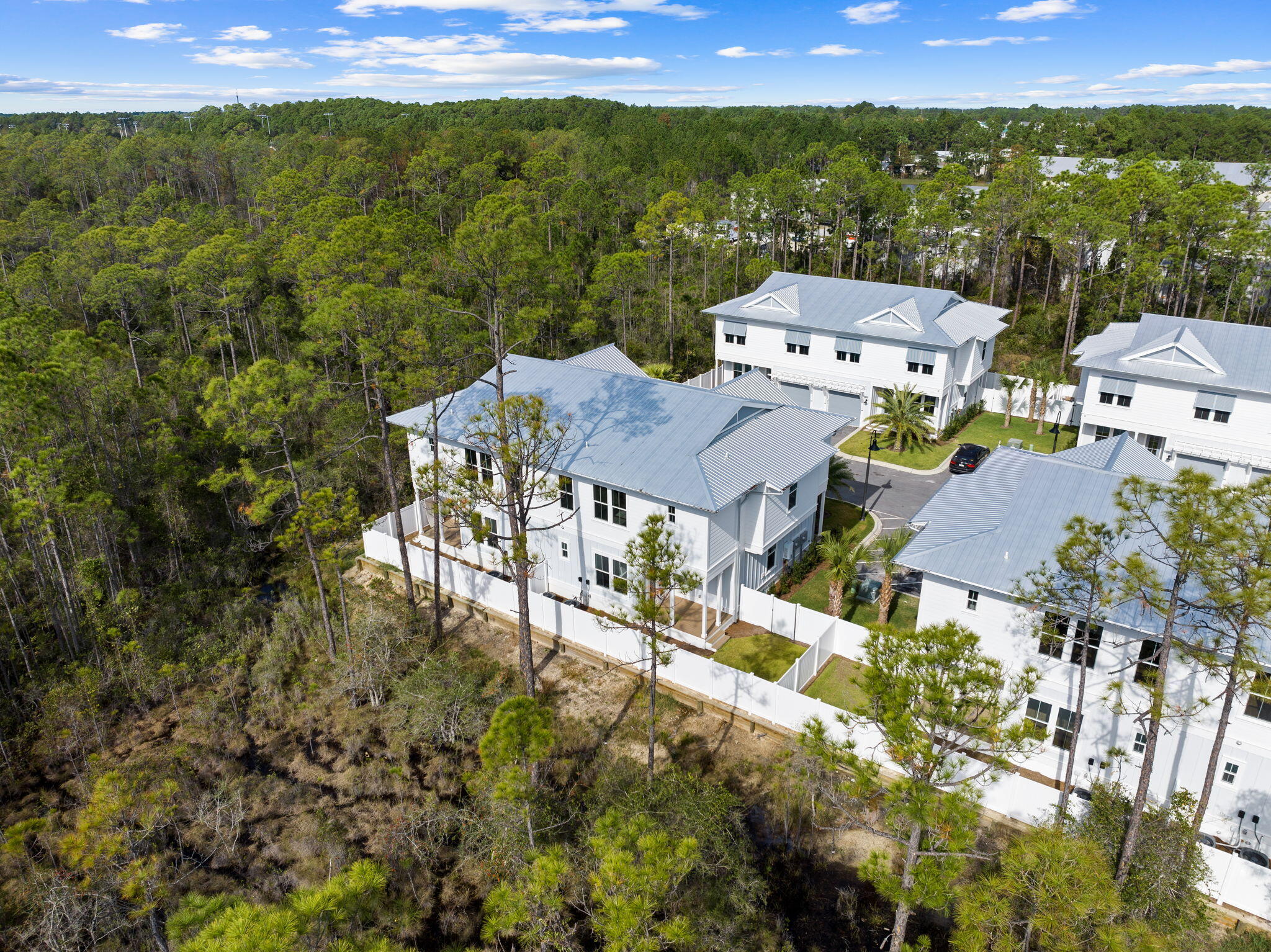 520 S County Hwy 393