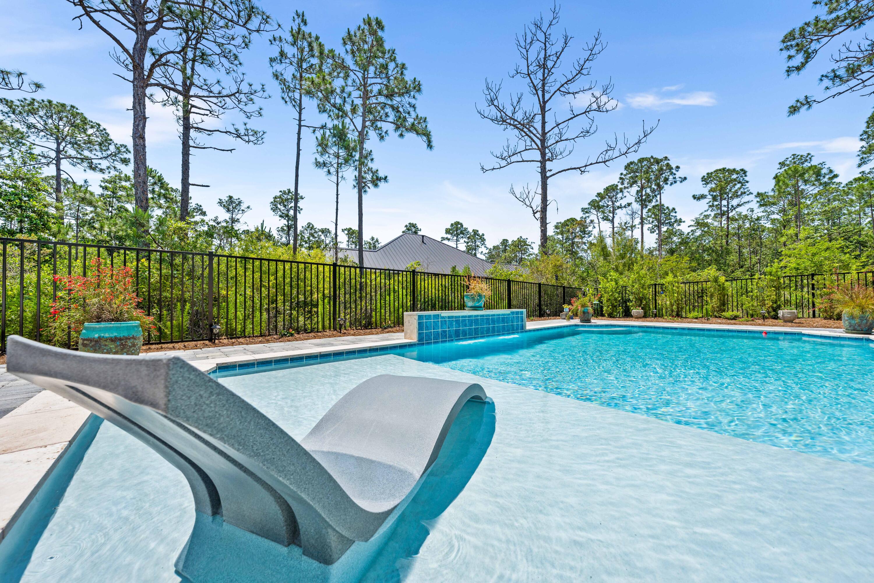 122 Seclusion Boulevard