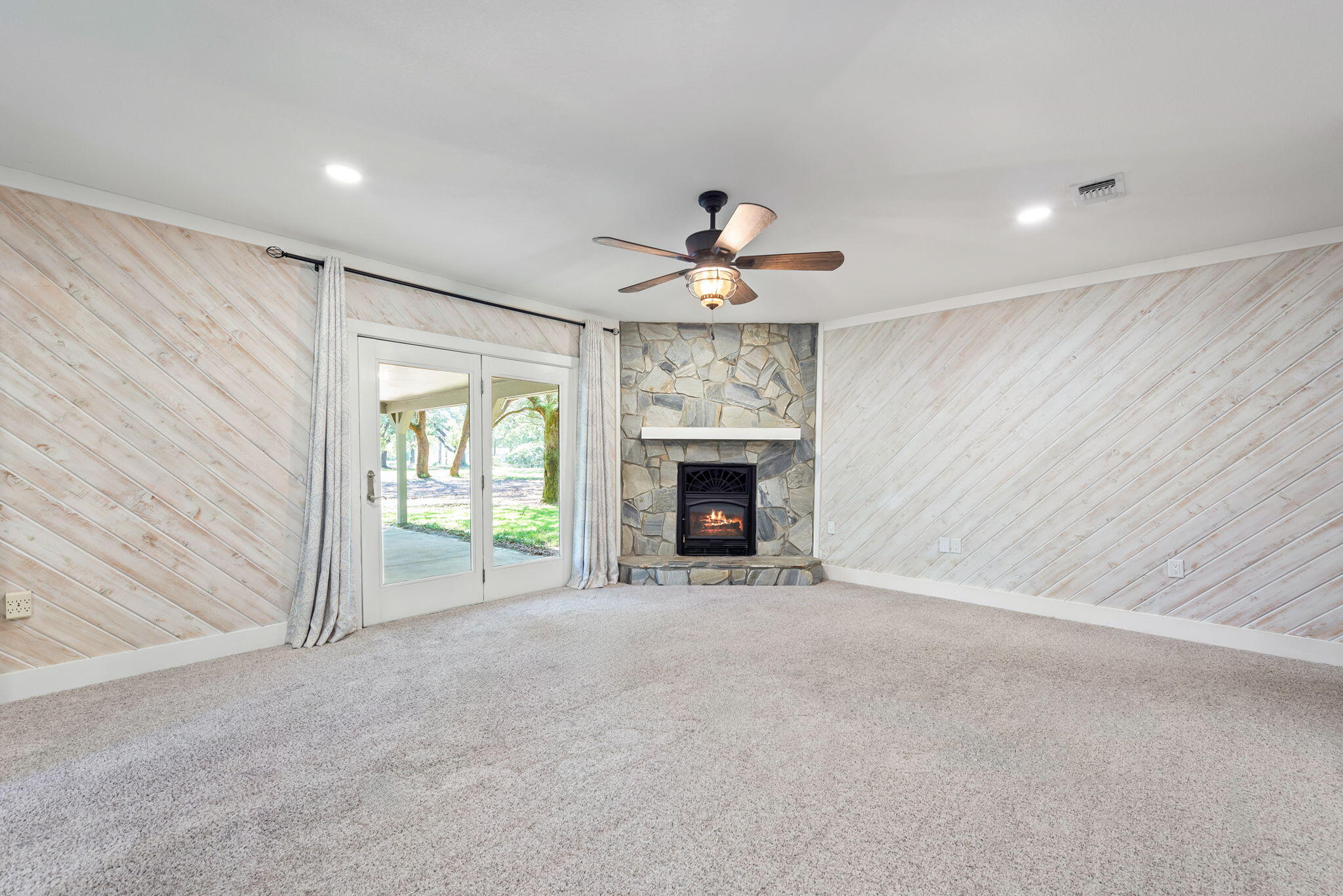 3525 Bob Tolbert Road