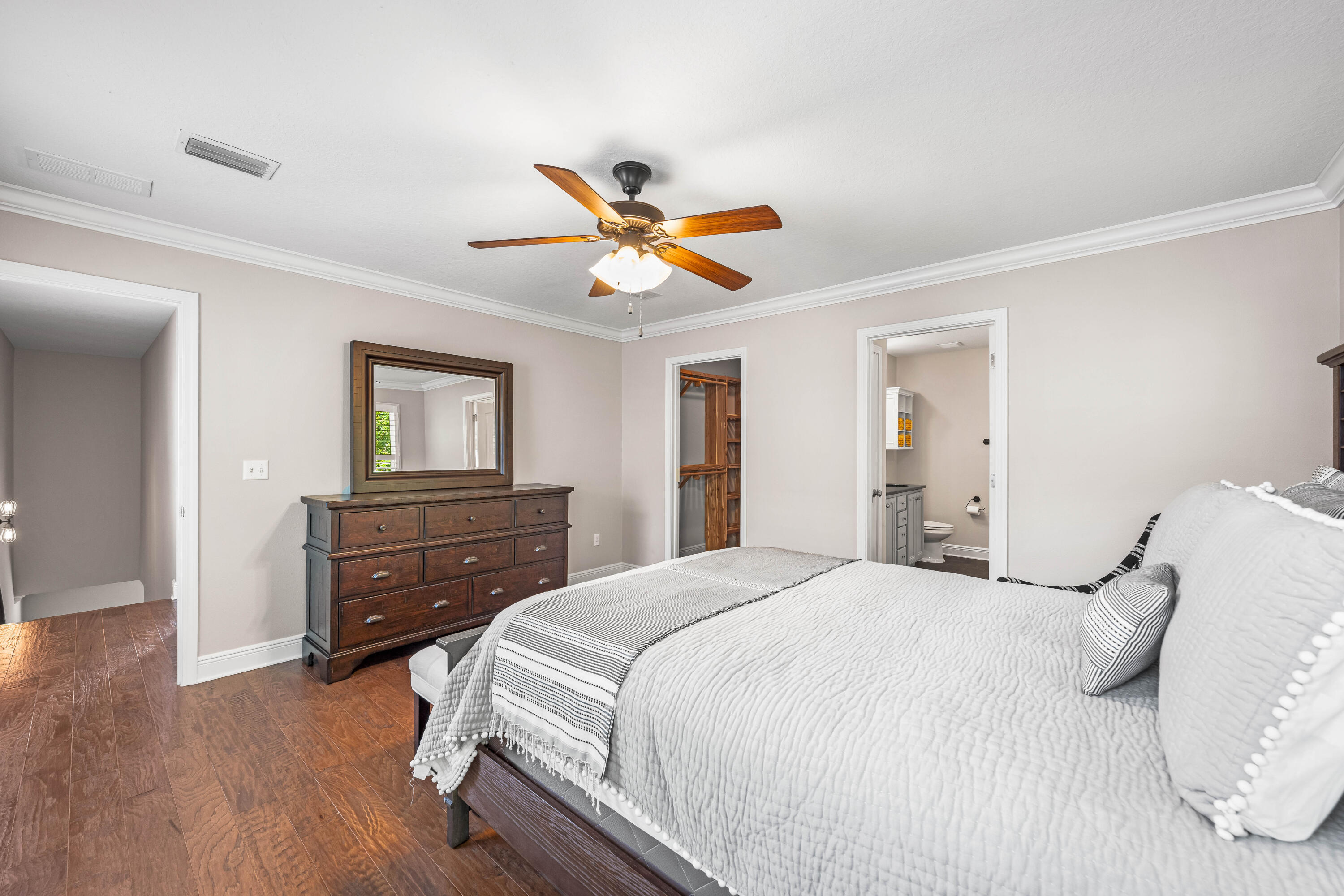 104 Mosaic Oaks Circle