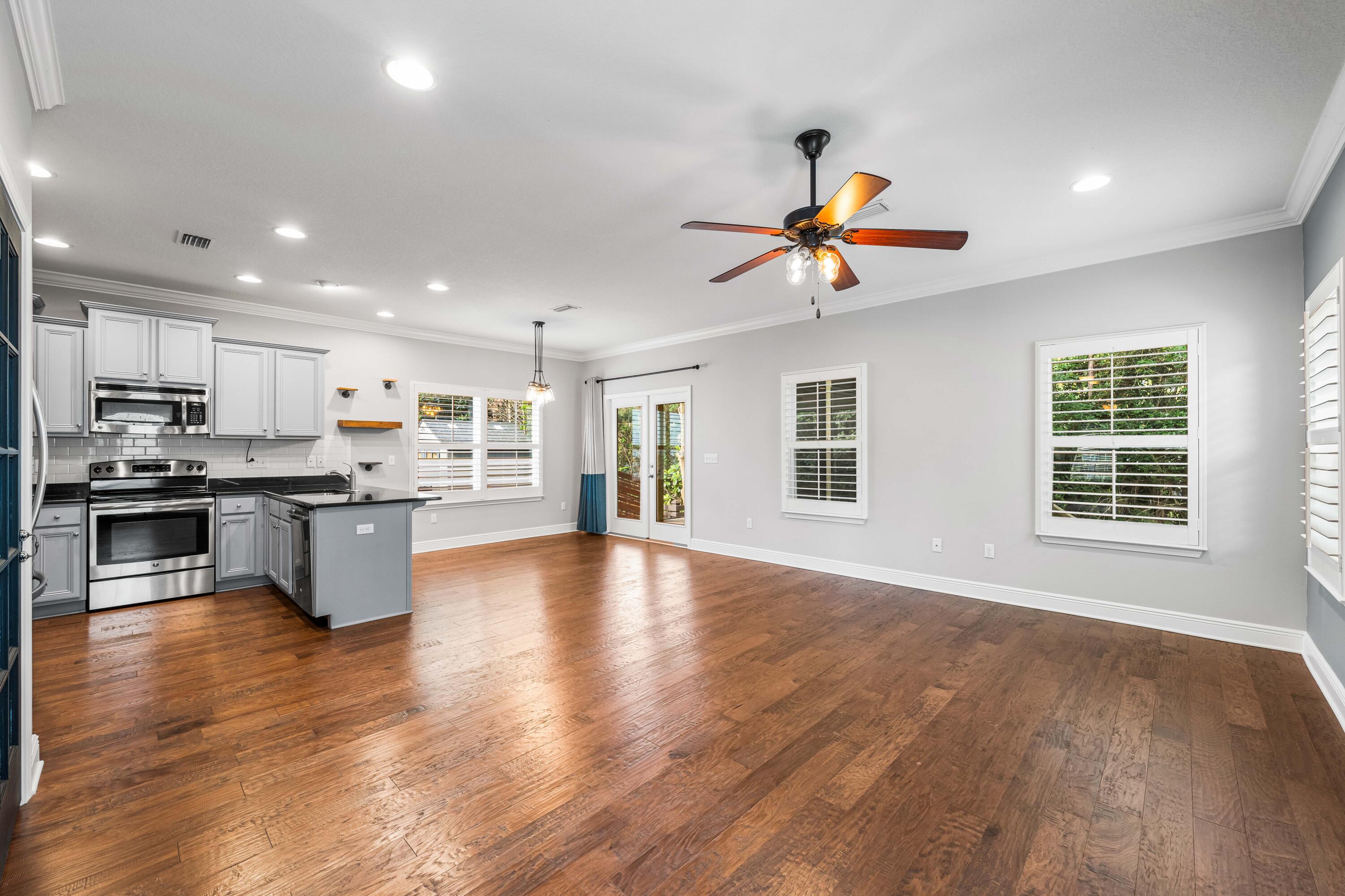 104 Mosaic Oaks Circle