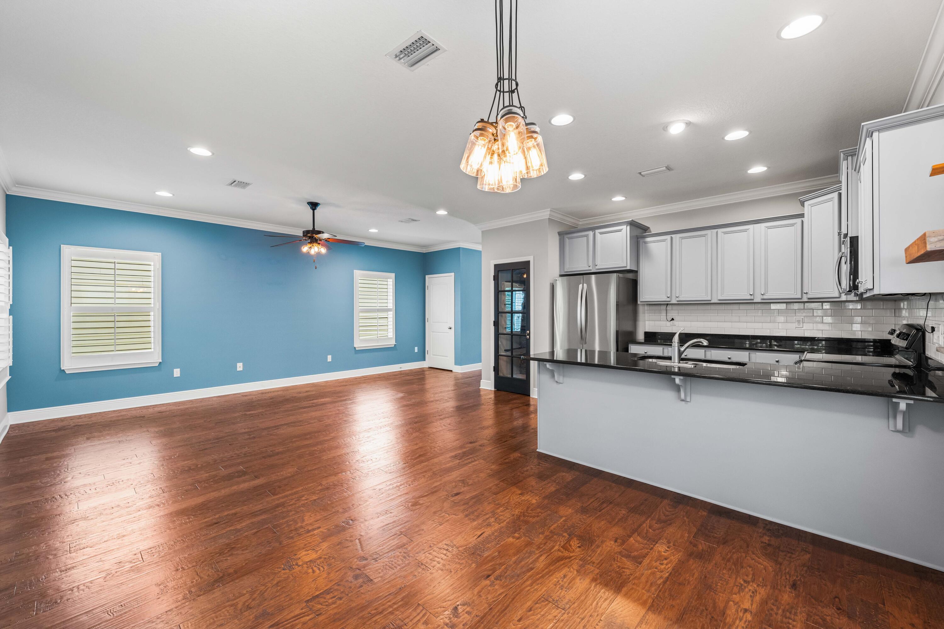 104 Mosaic Oaks Circle