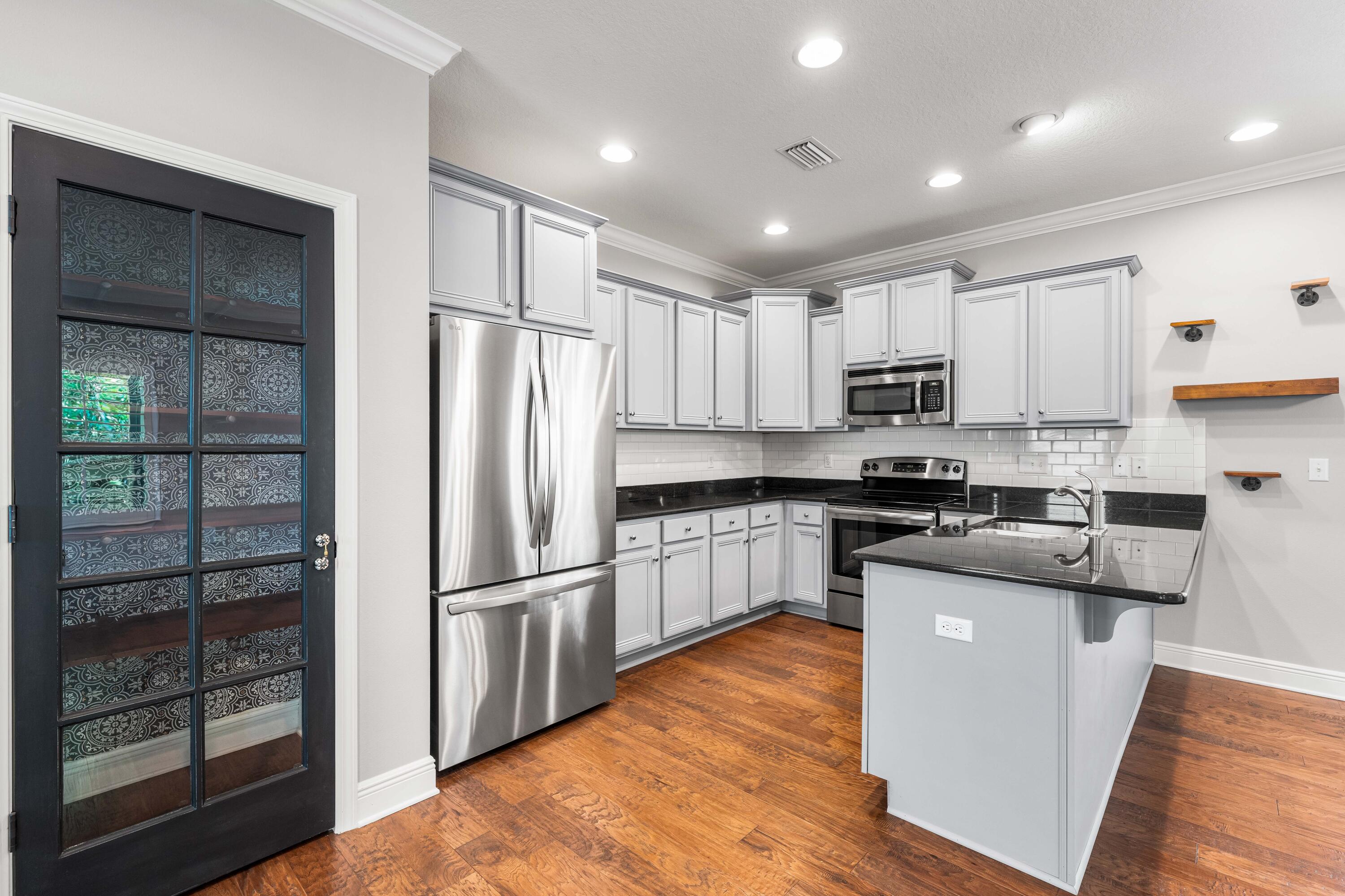 104 Mosaic Oaks Circle