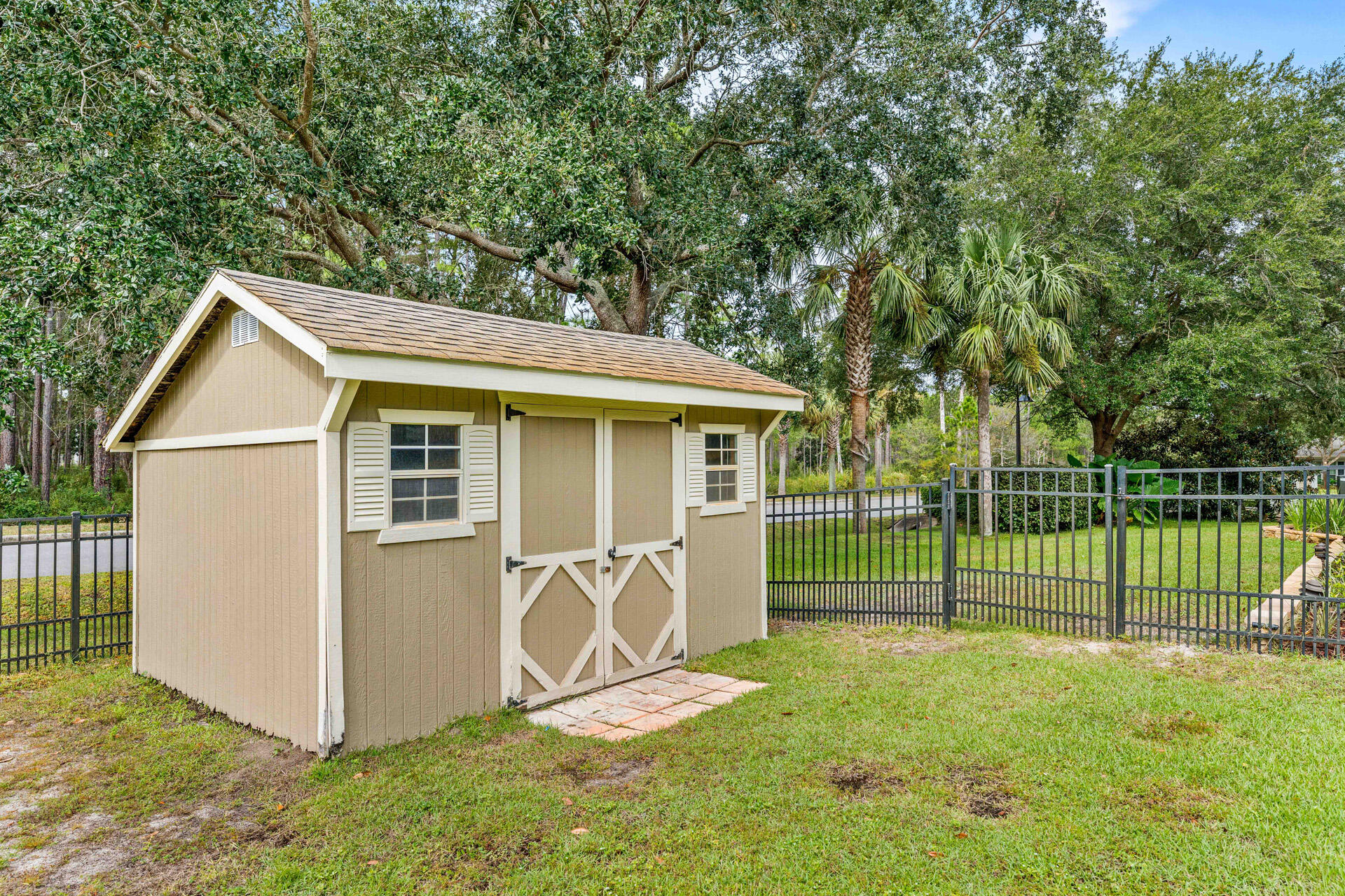 505 Whispering Lake Drive