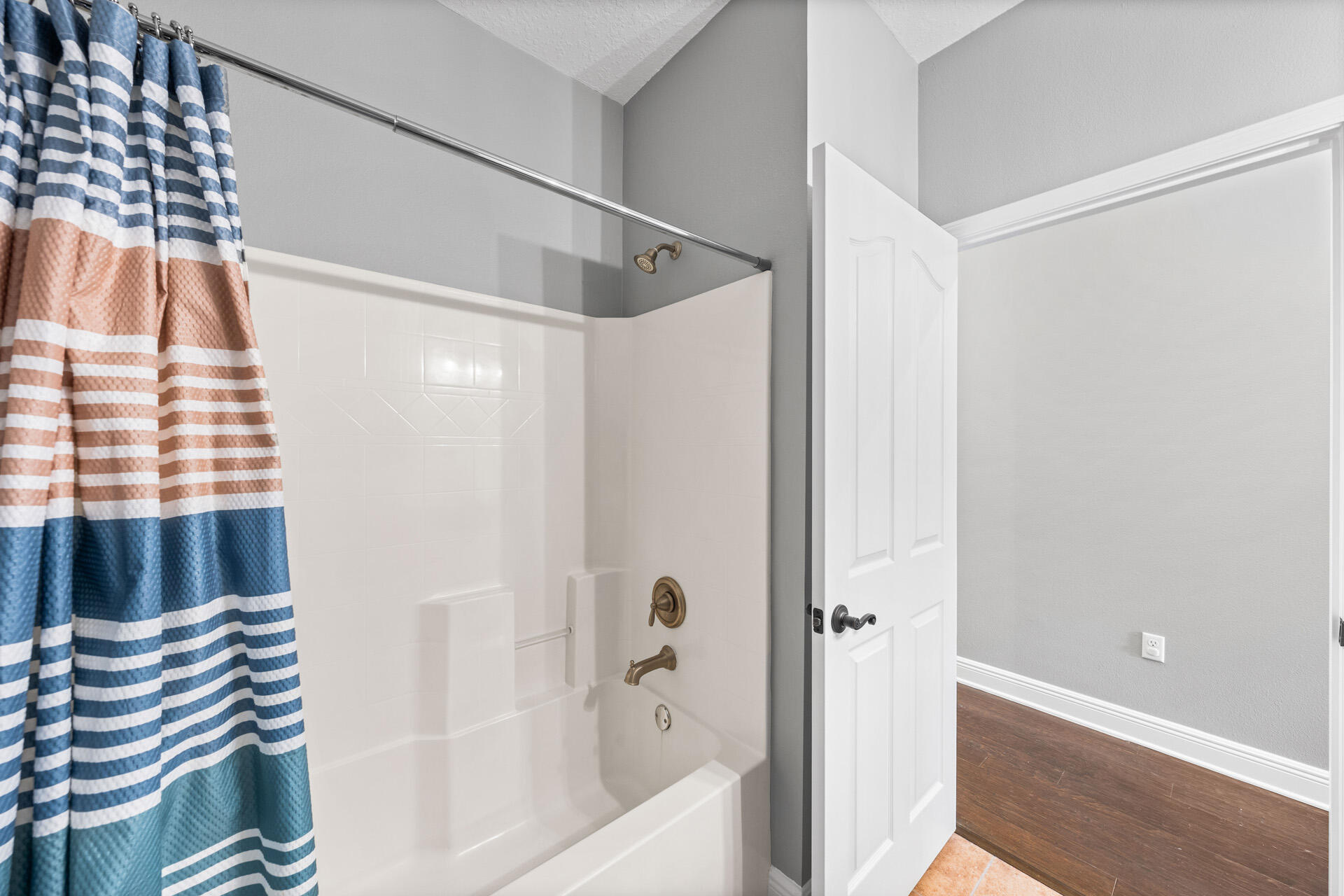 505 Whispering Lake Drive