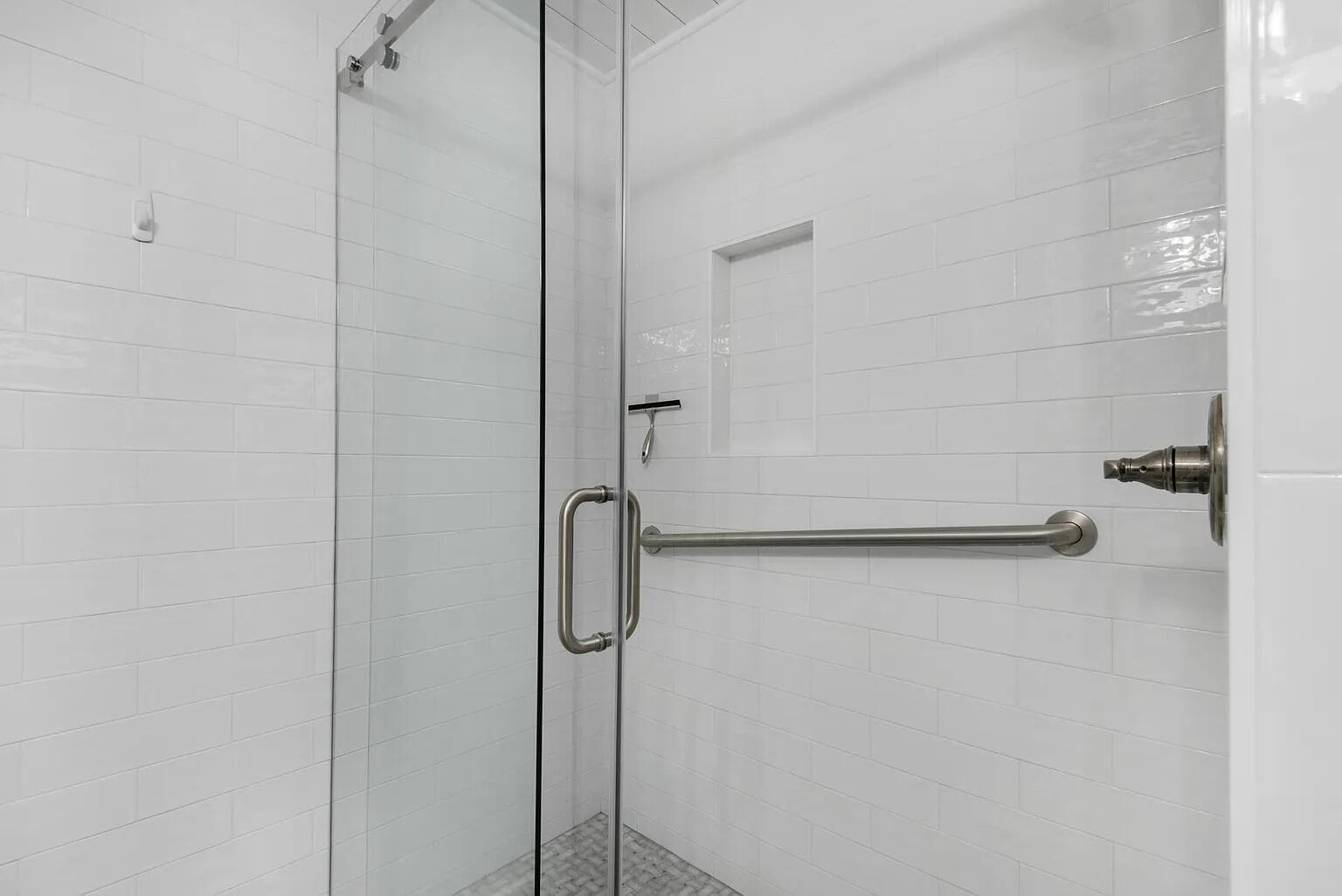 7220 Majestic Boulevard