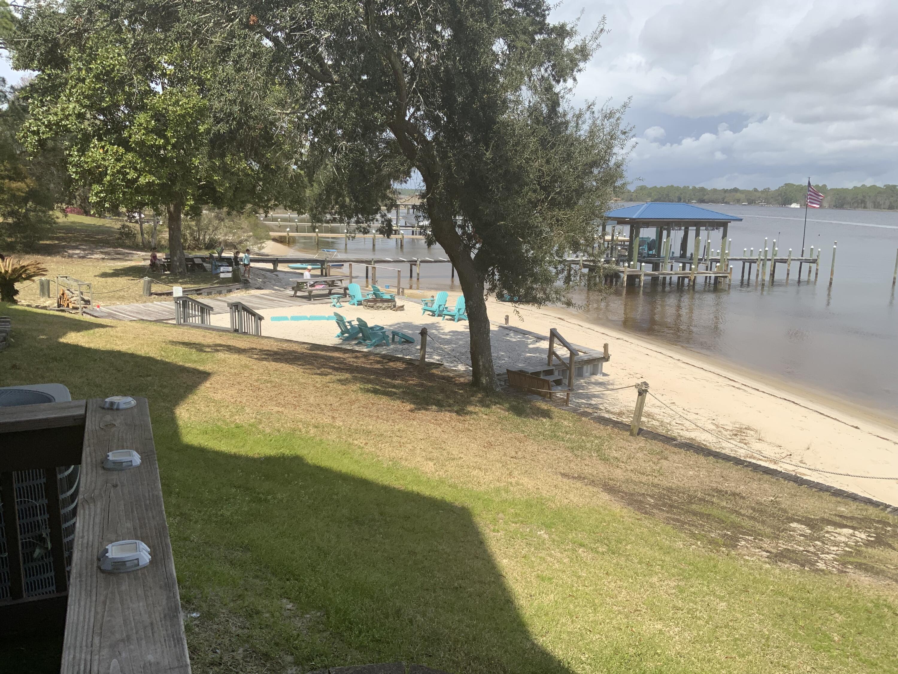 7220 Majestic Boulevard