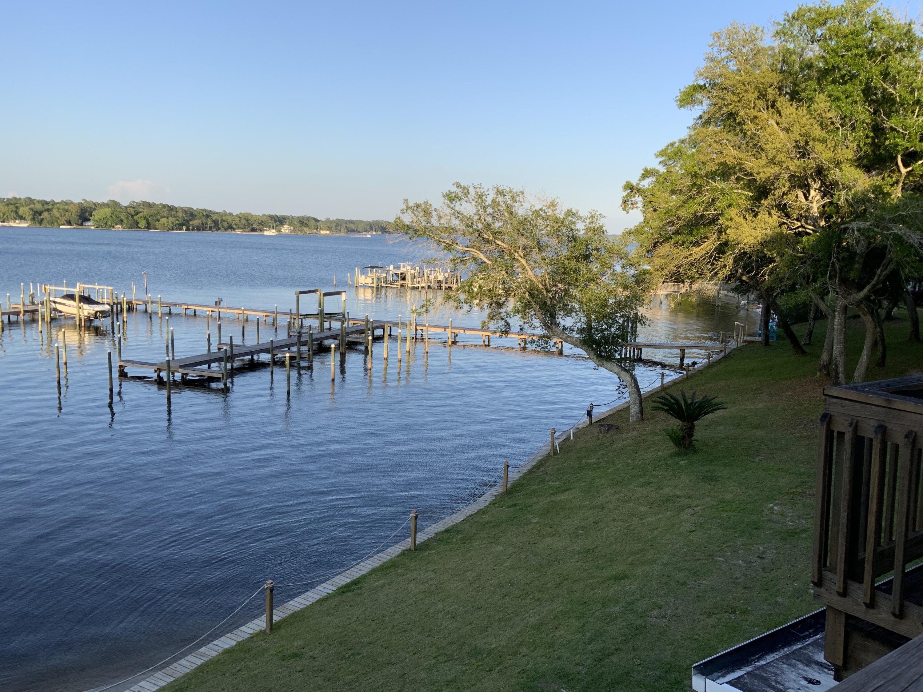 7220 Majestic Boulevard