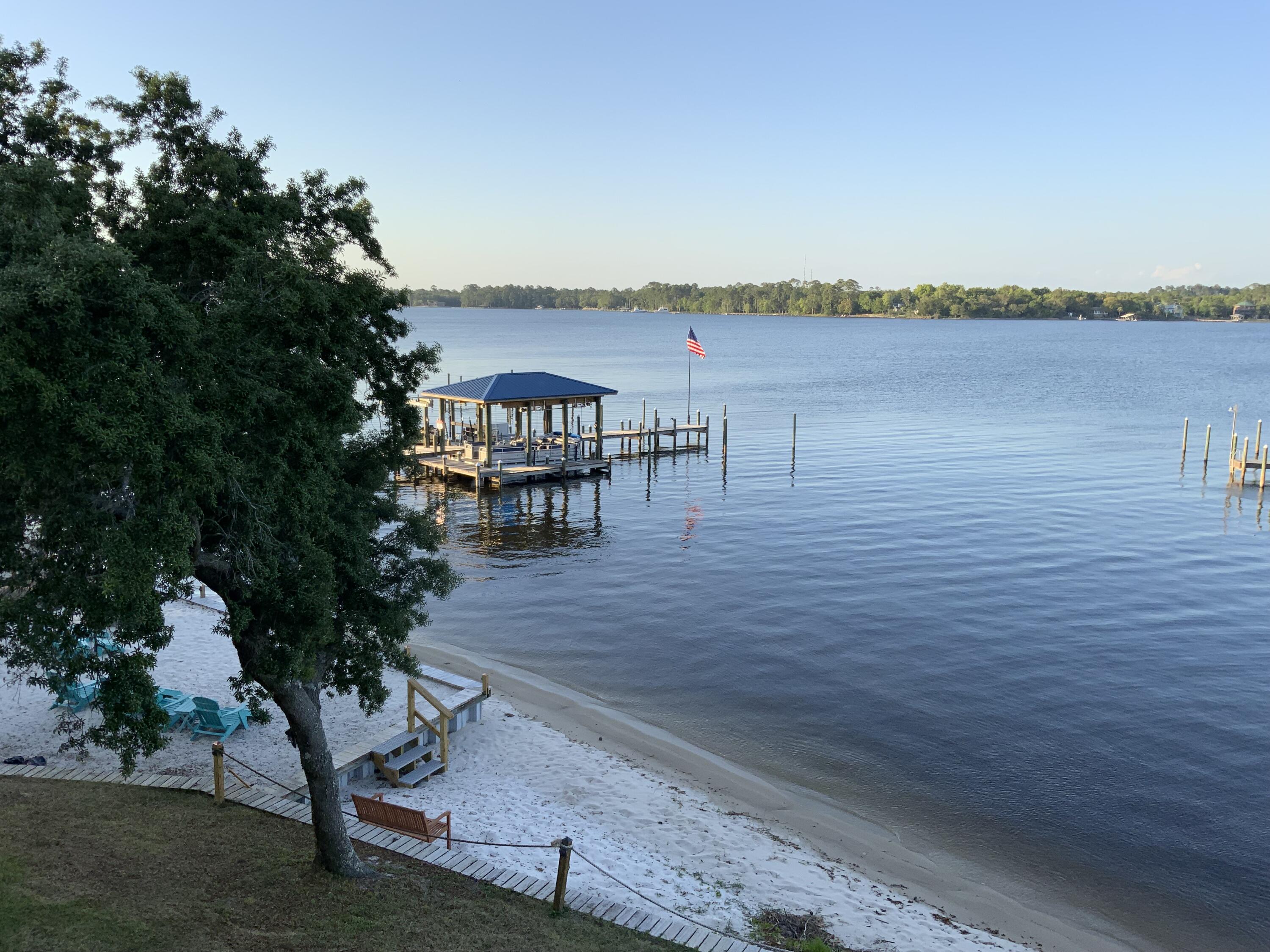 7220 Majestic Boulevard