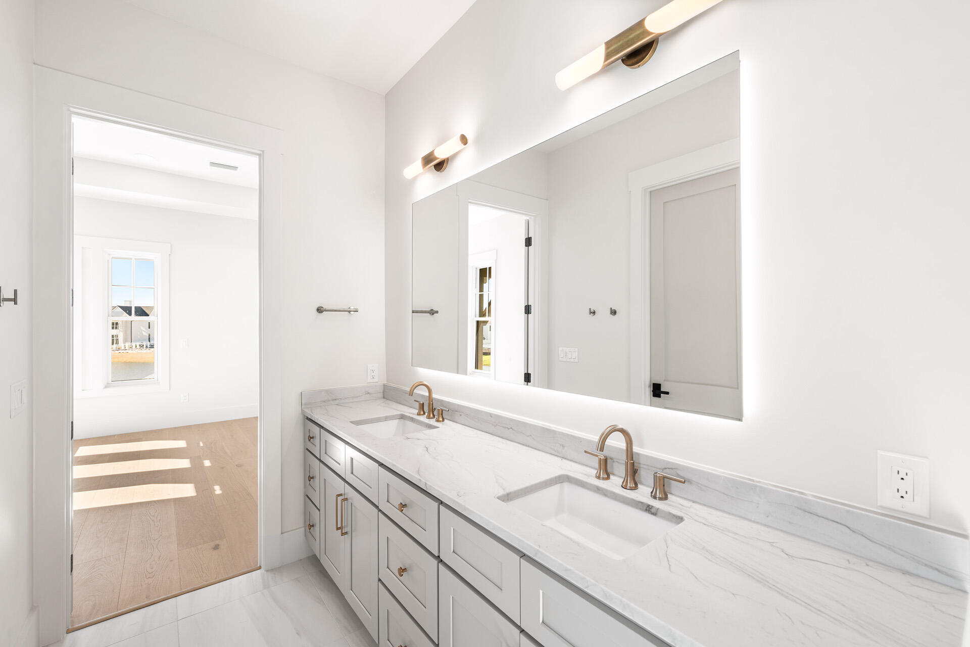 75 N Southern Cross Lane