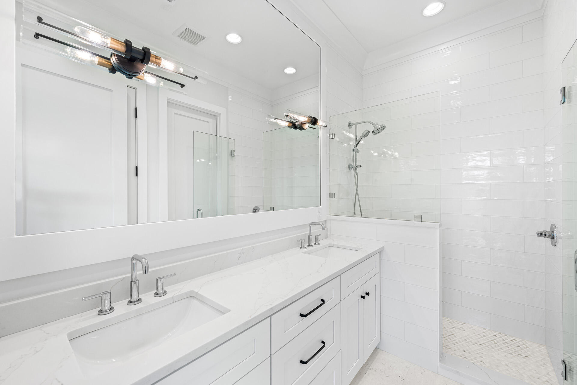 520 S County Hwy 393 19A