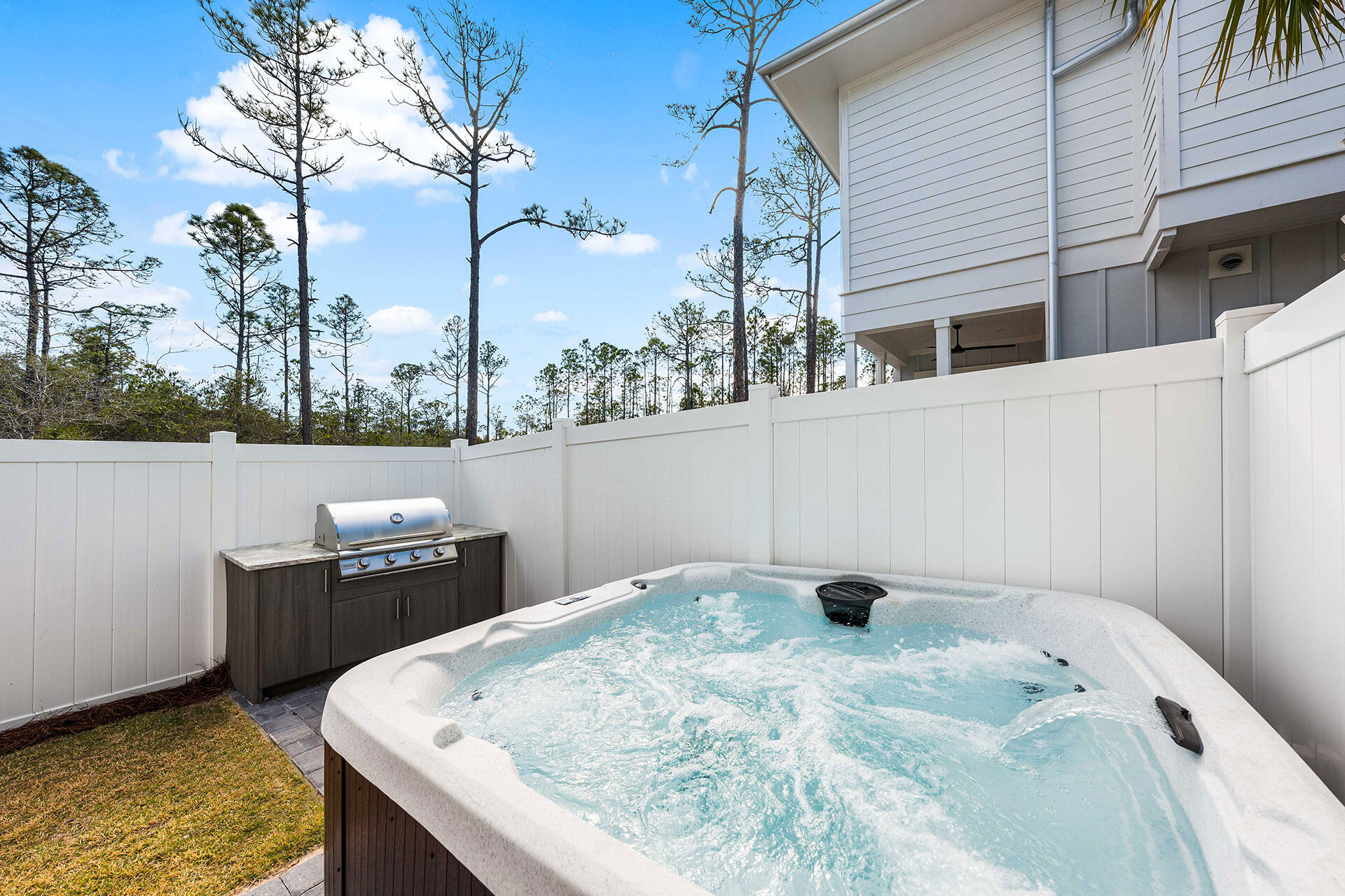 520 S County Hwy 393 19A