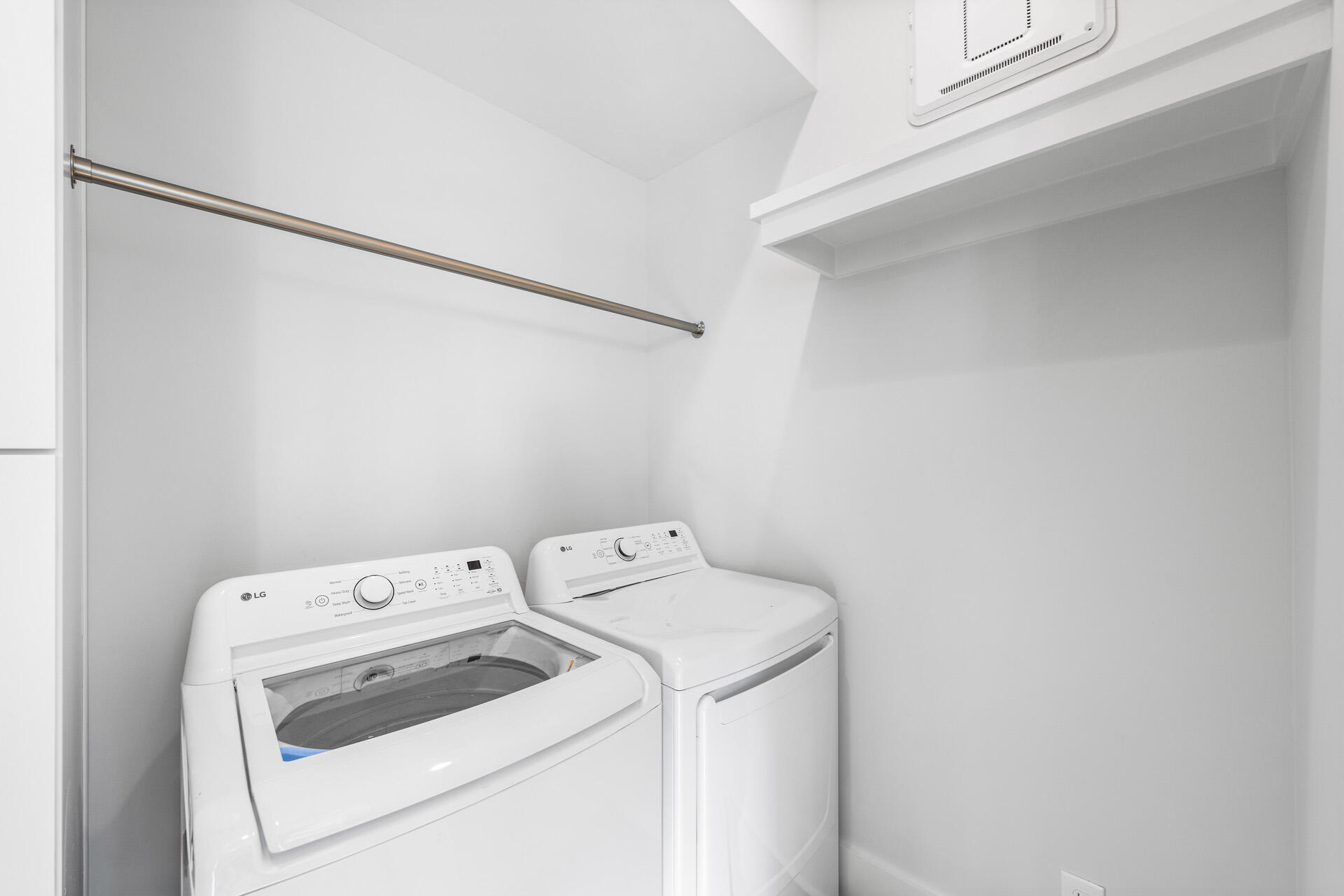 520 S County Hwy 393 19A