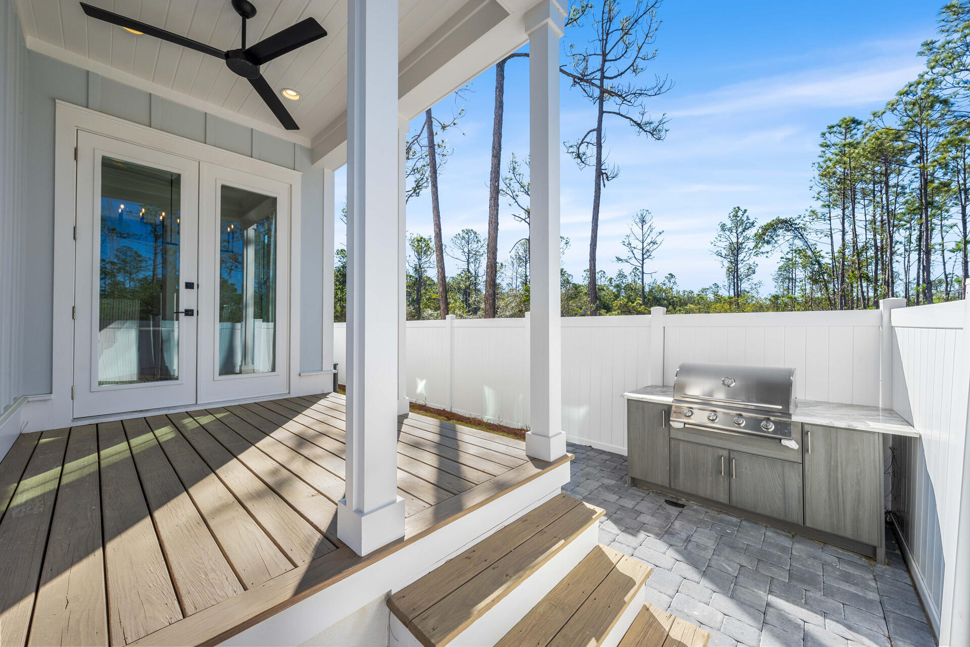 520 S County Hwy 393 39A